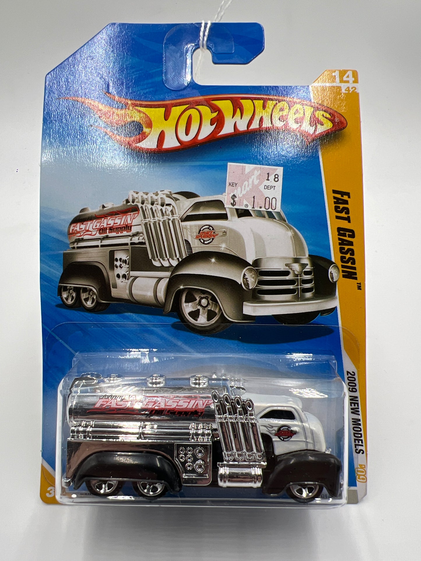 2009 Hot Wheels New Models #14 Fast Gassin White aa4