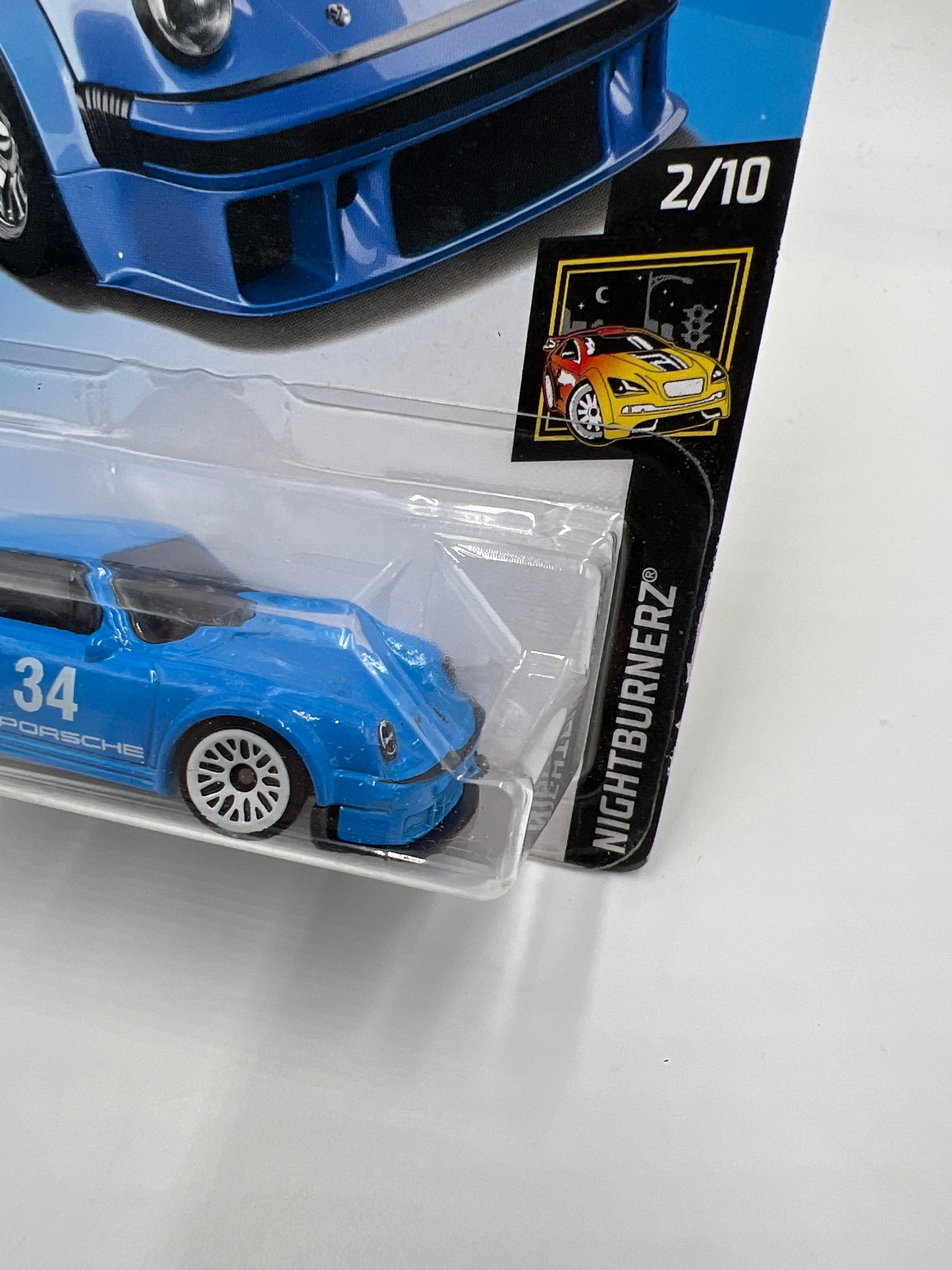 2018 Hot Wheels Nightburnerz #64 Porsche 934.5 Blue
