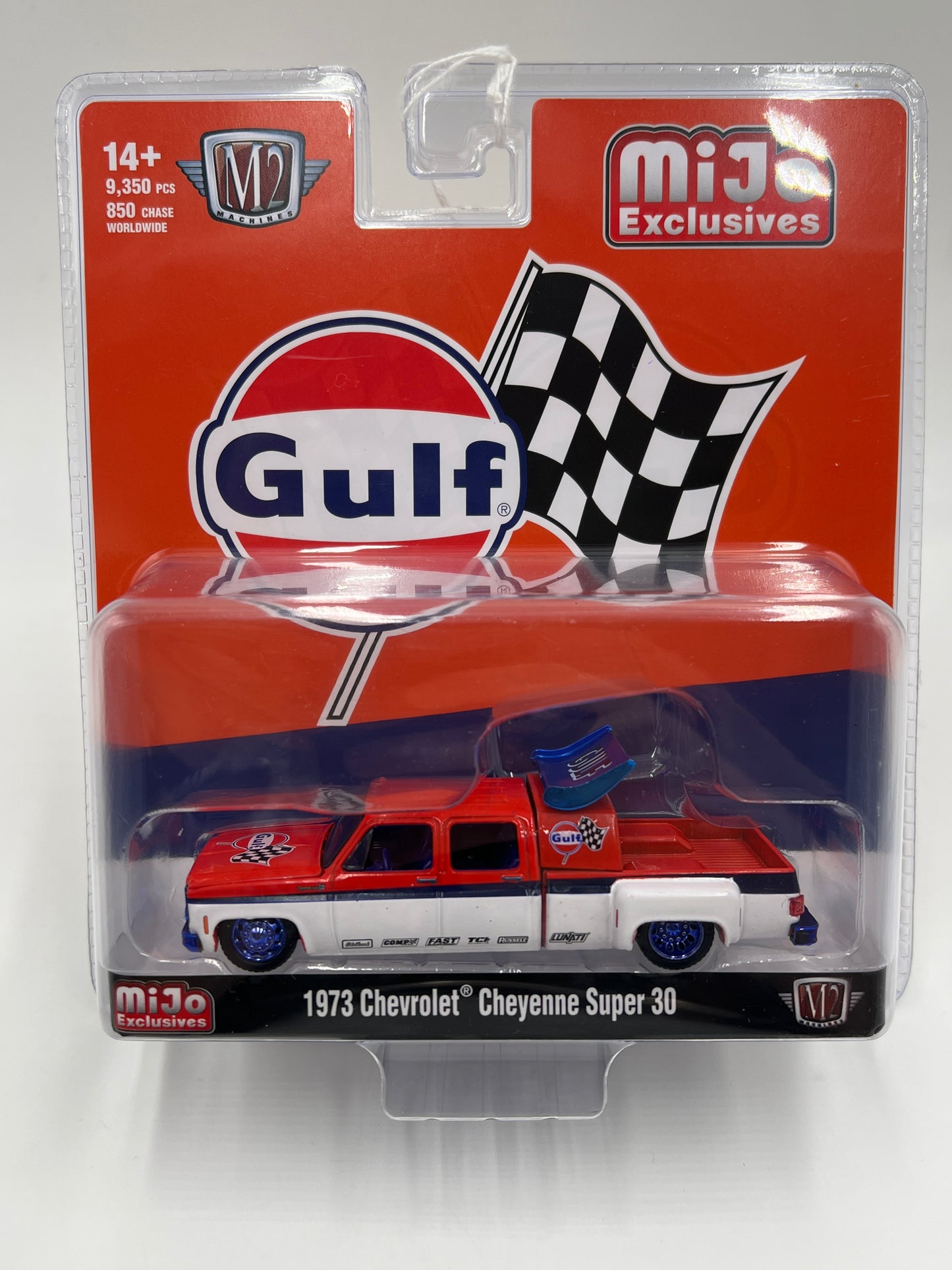 2025 M2 Machines Mijo Exclusives Gulf CHASE 1973 Chevrolet Cheyenne Super 30
