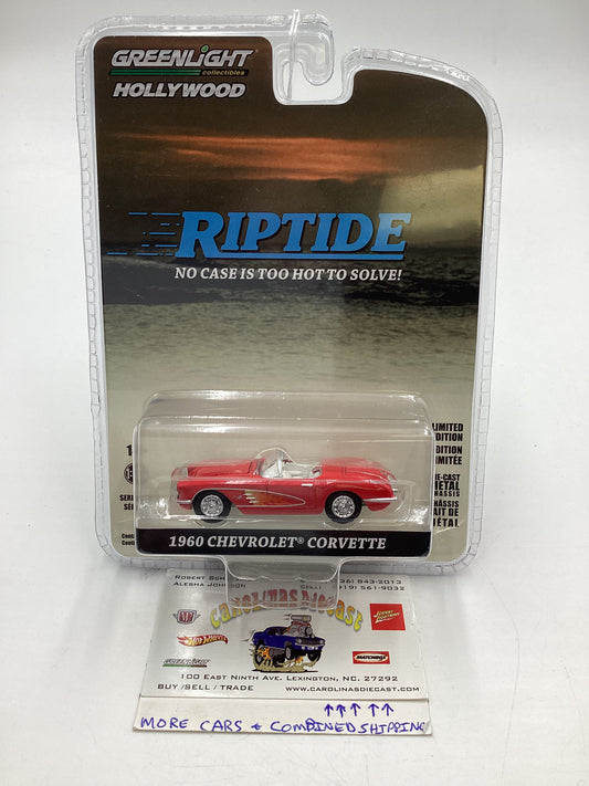 Greenlight Hollywood Series 34 Riptide 1960 Chevrolet Corvette Red 180E