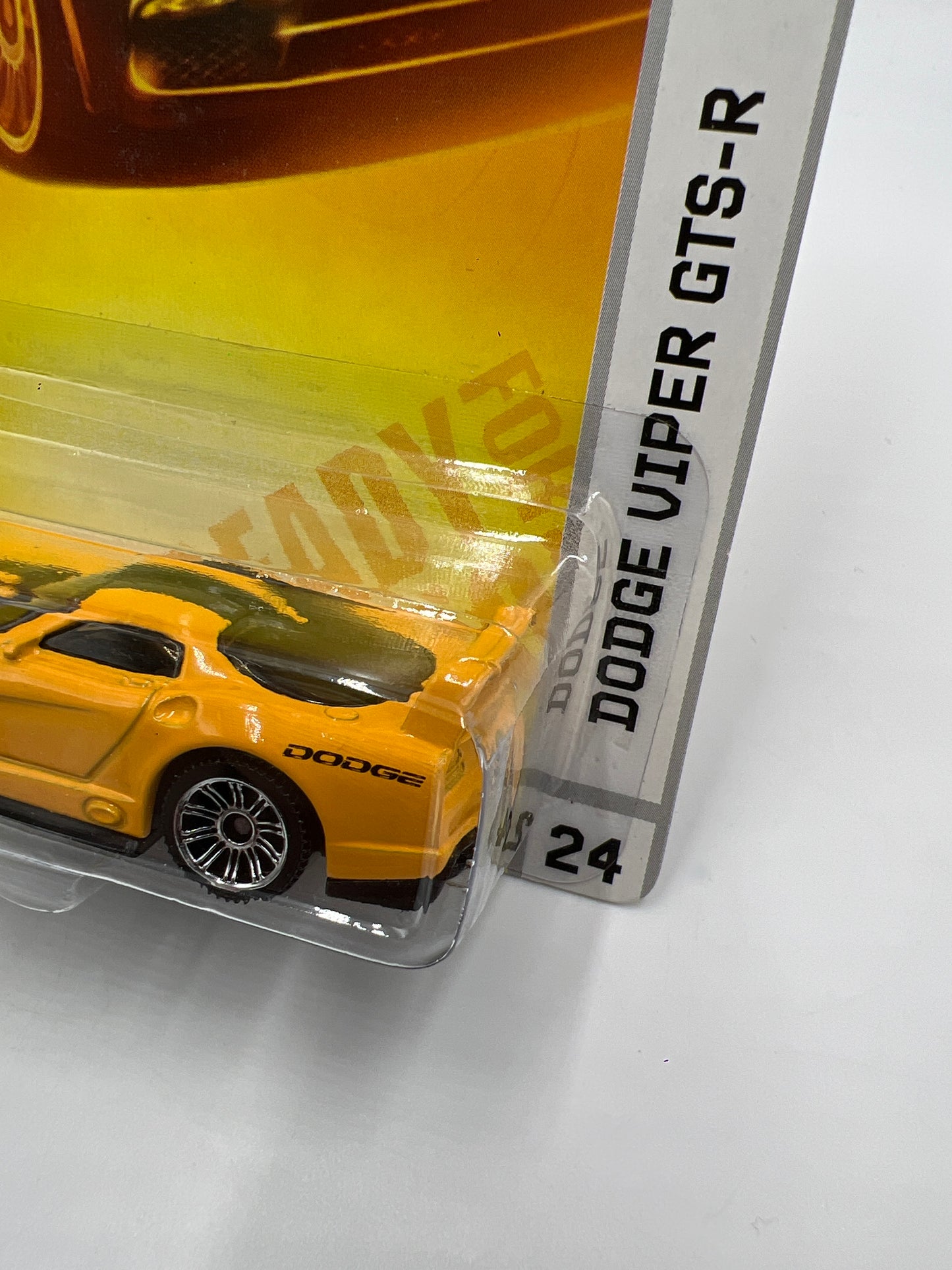 Matchbox Sports Cars #24 Dodge Viper GTS-R Yellow 217F