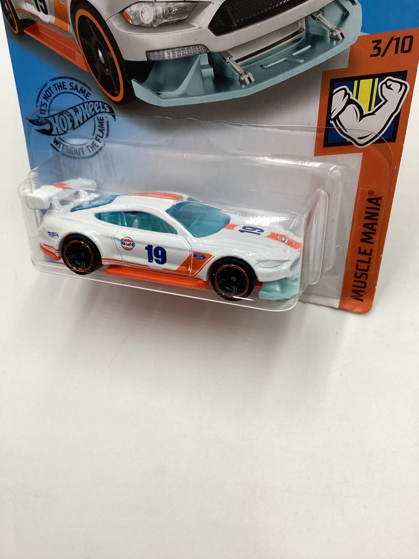 2019 Hot wheels Muscle Mania #180 Custom 18 Ford Mustang GT Gulf 27A