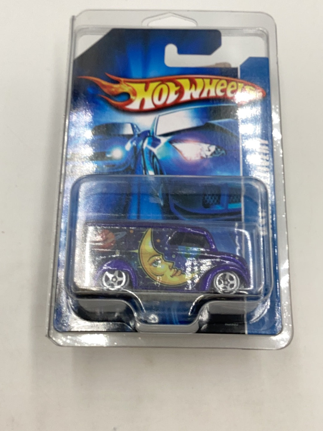 2007 Hot Wheels Online Exclusive Luna Lu Dairy Delivery VHTF with protector