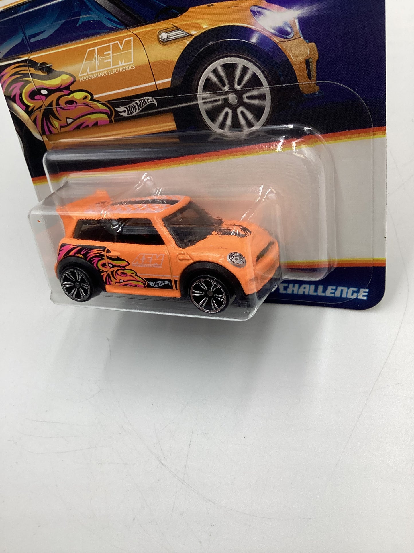 2025 Hot Wheels Neon Speeders #5 Mini Cooper S Challenge Orange 159E