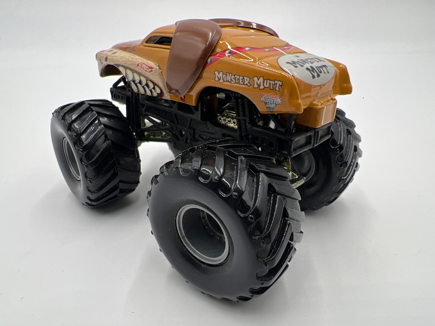 Hot Wheels 1:64 Monster Jam Small Wheel/Metal Base Monster Mutt Loose