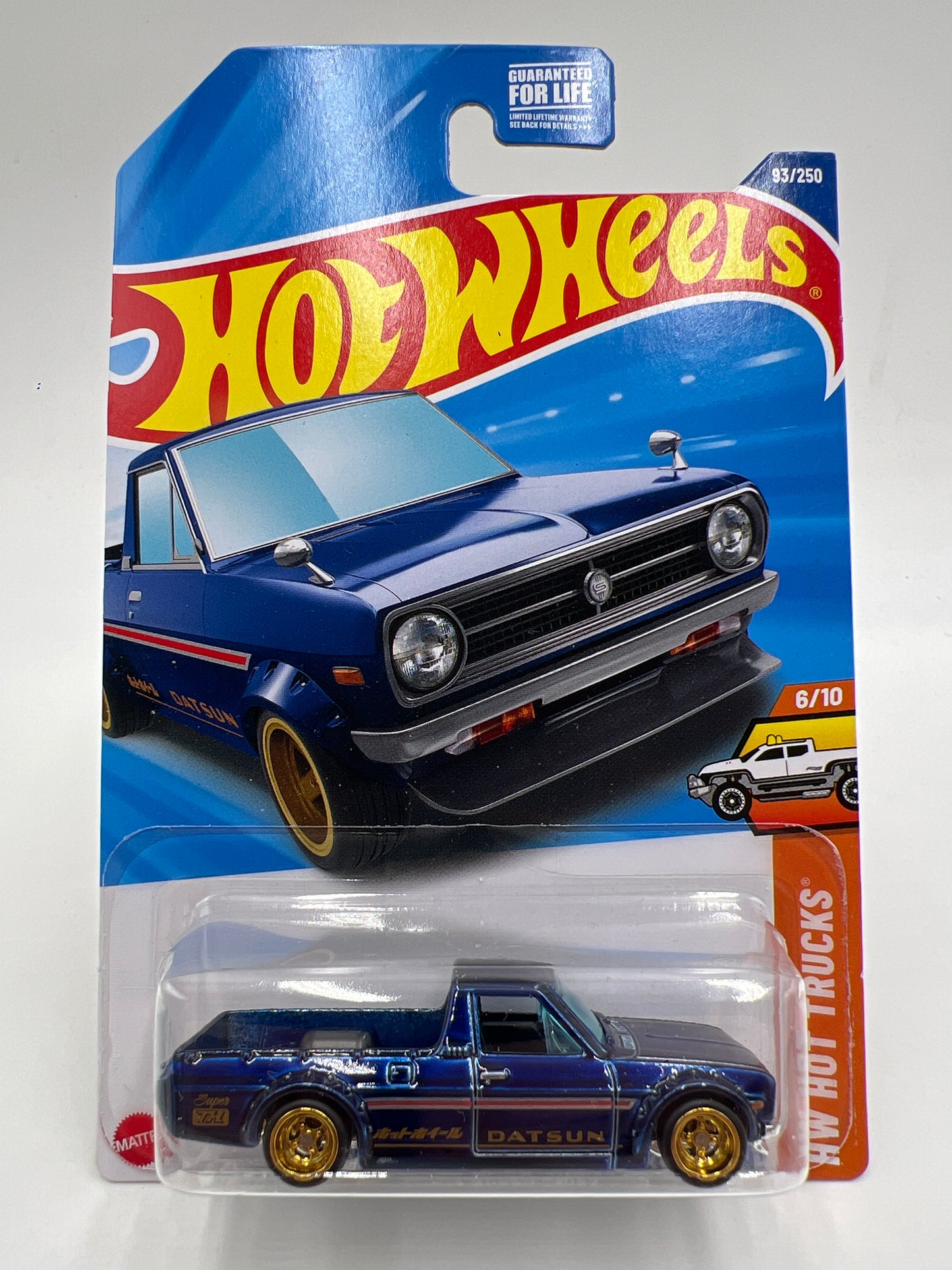 2025 Hot Wheels Super Treasure Hunt #93 1975 Datsun Sunny Truck B120 Blue W/Protector