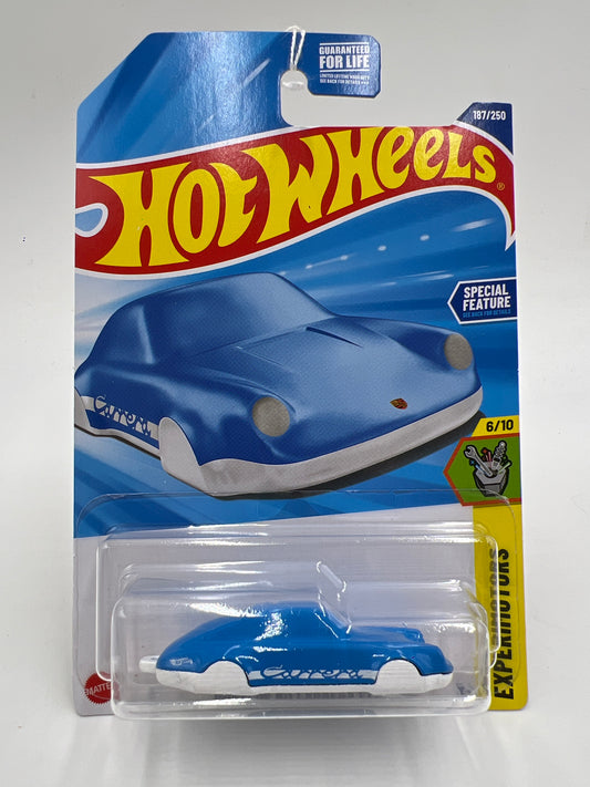 2025 Hot Wheels Q Case Experimotors #187 Porsche 911 Carrera Clip Blue 100E
