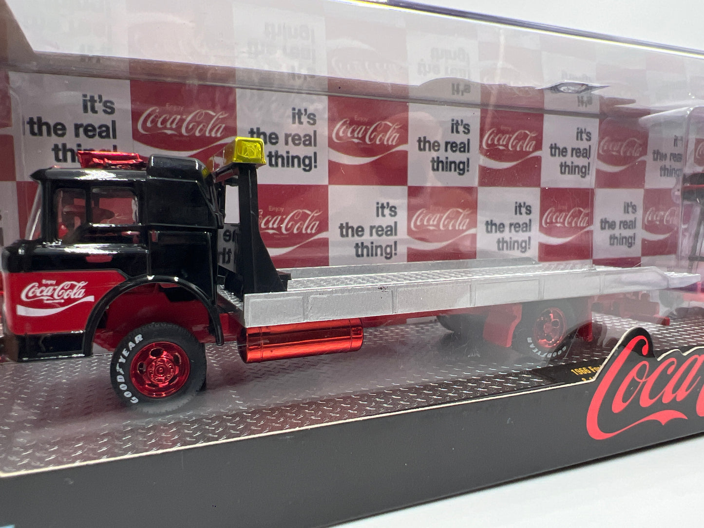M2 Machines Auto Haulers CHASE Coca Cola 1966 Ford C-950 & 1969 Ford Mustang Funny Car TW27
