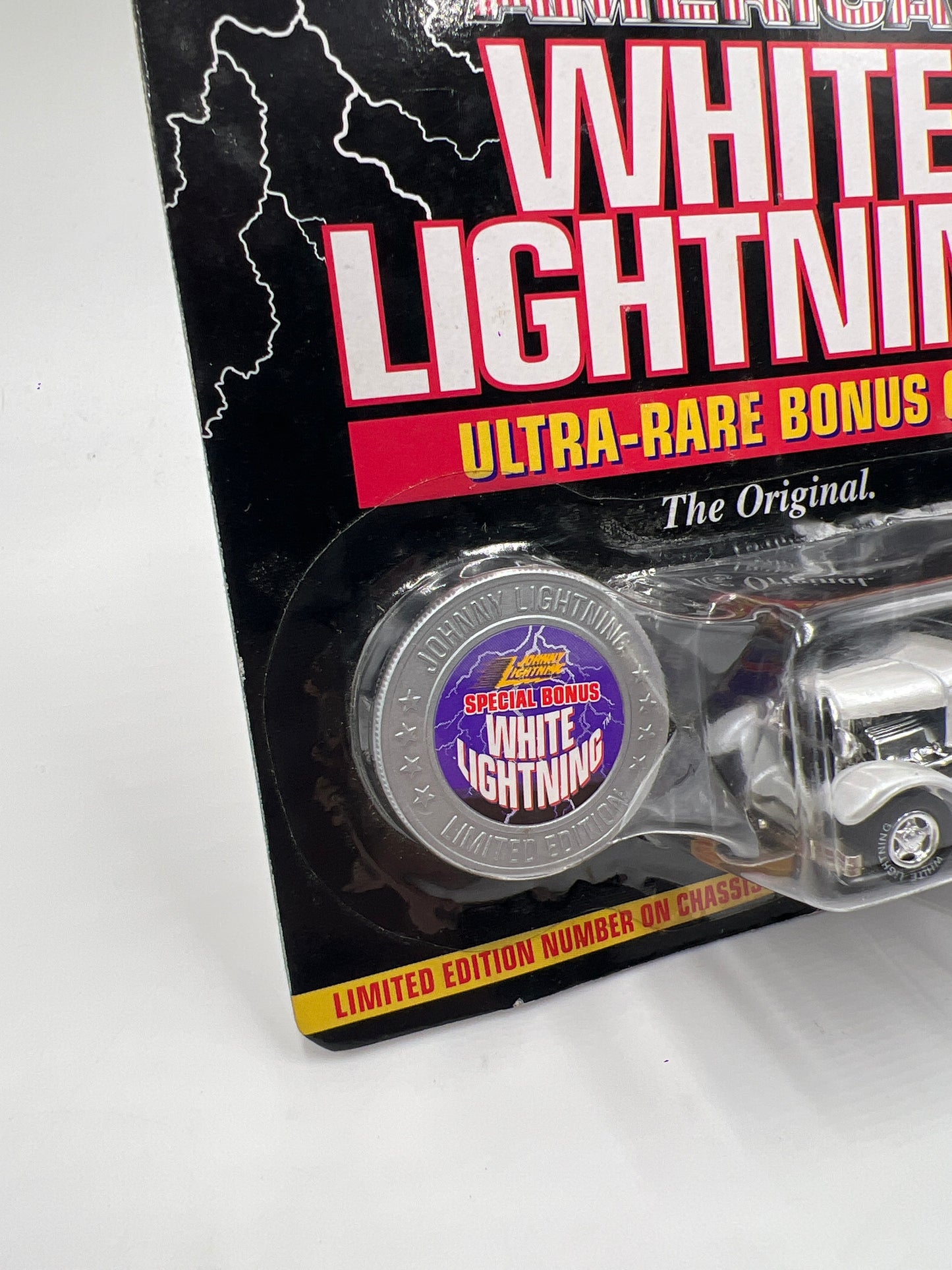 Johnny Lightning White Lightning Chase Truckin America #508 1929 Ford Model A White