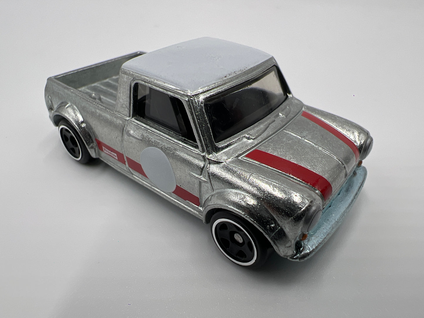 Hot Wheels 1/64 Walmart Exclusive Zamac Truck Set 1967 Austin Mini Pickup Loose
