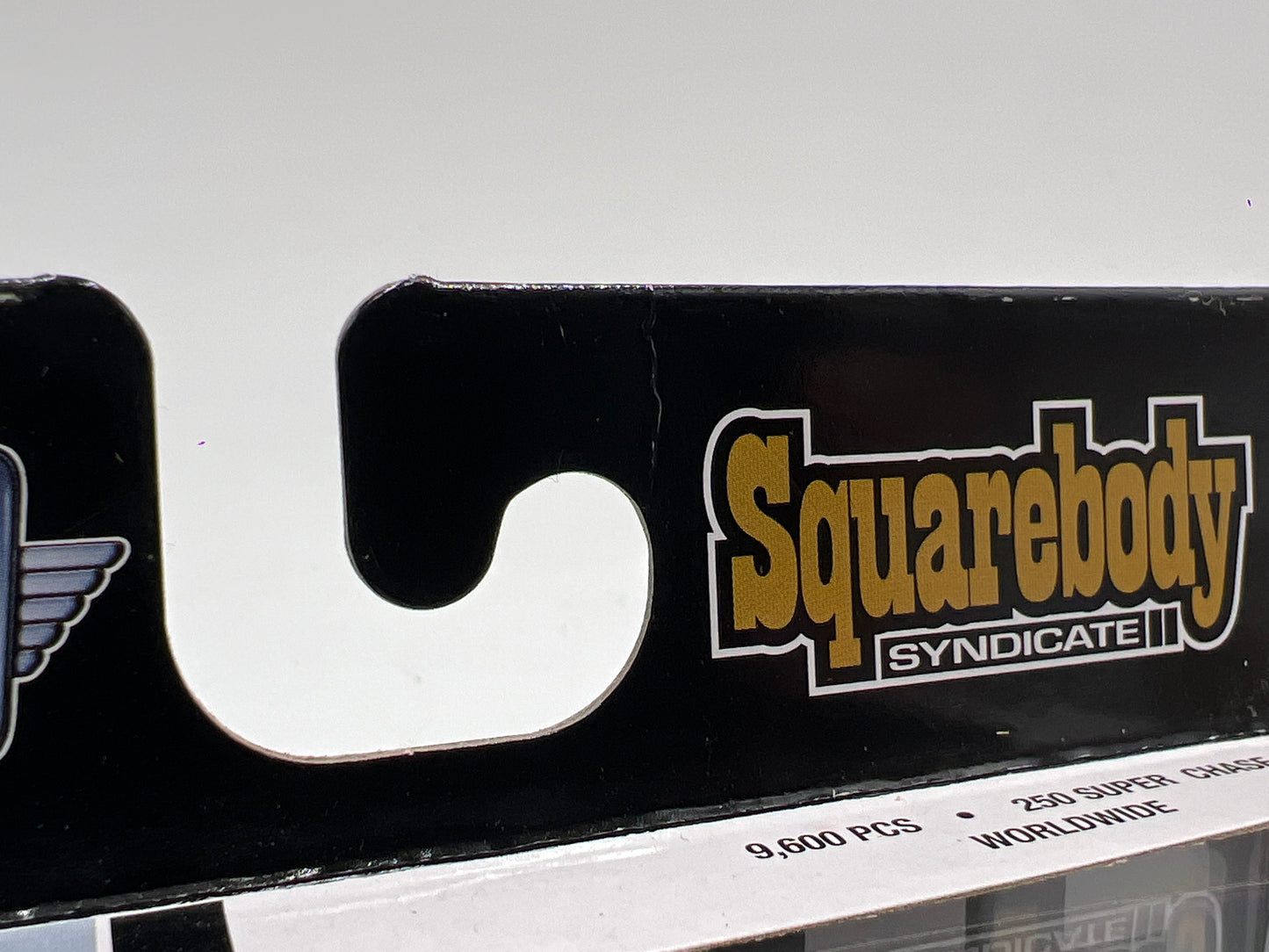 M2 Machines Walmart Squarebody Syndicate RAW CHASE 1/250 1975 Chevrolet Cheyenne Super 10 W/Protector WMTS18