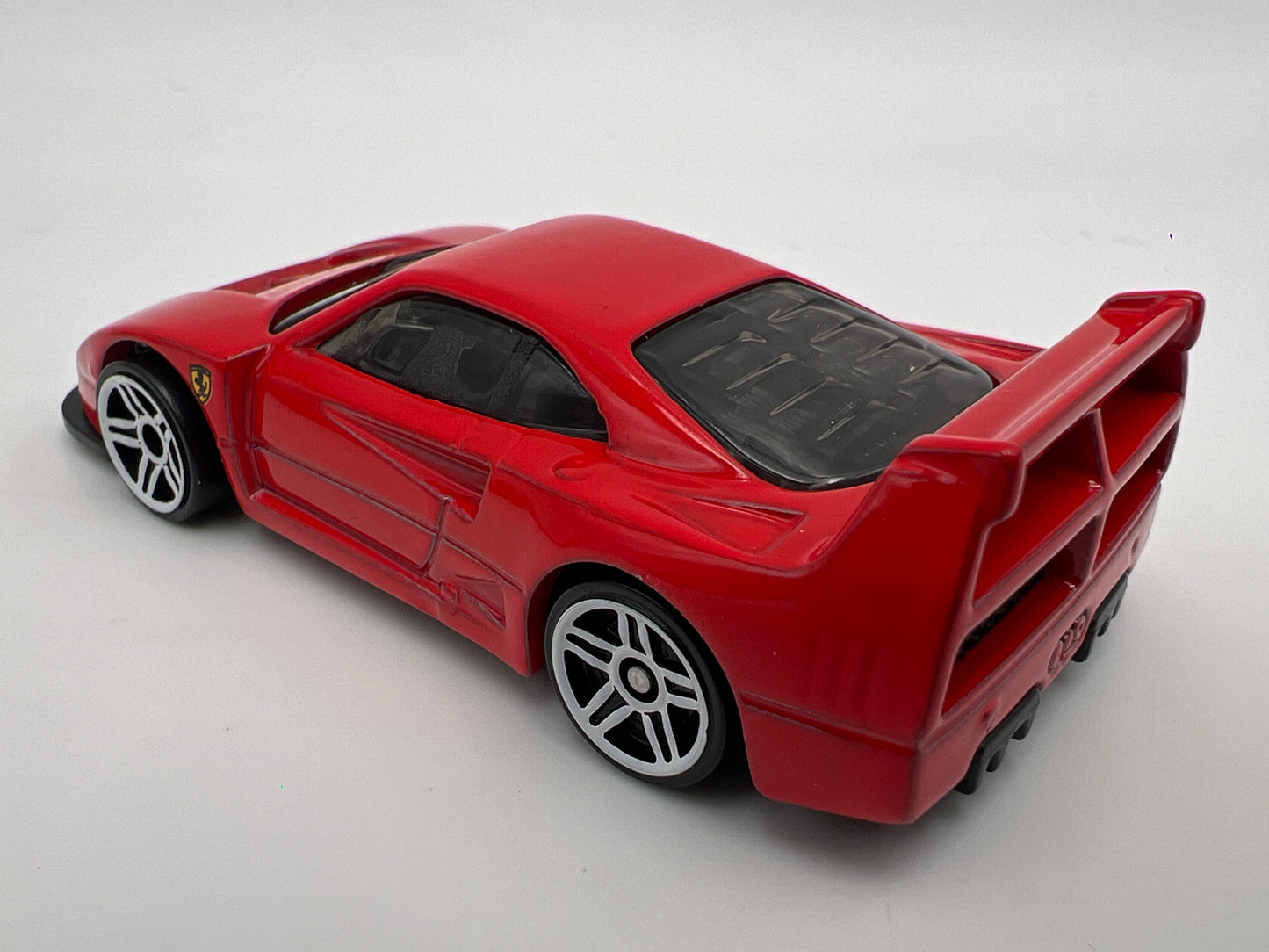 2026 Hot Wheels 1/64 Ferrari 5 Pack Exclusive Ferrari F40 Competizione Red Loose