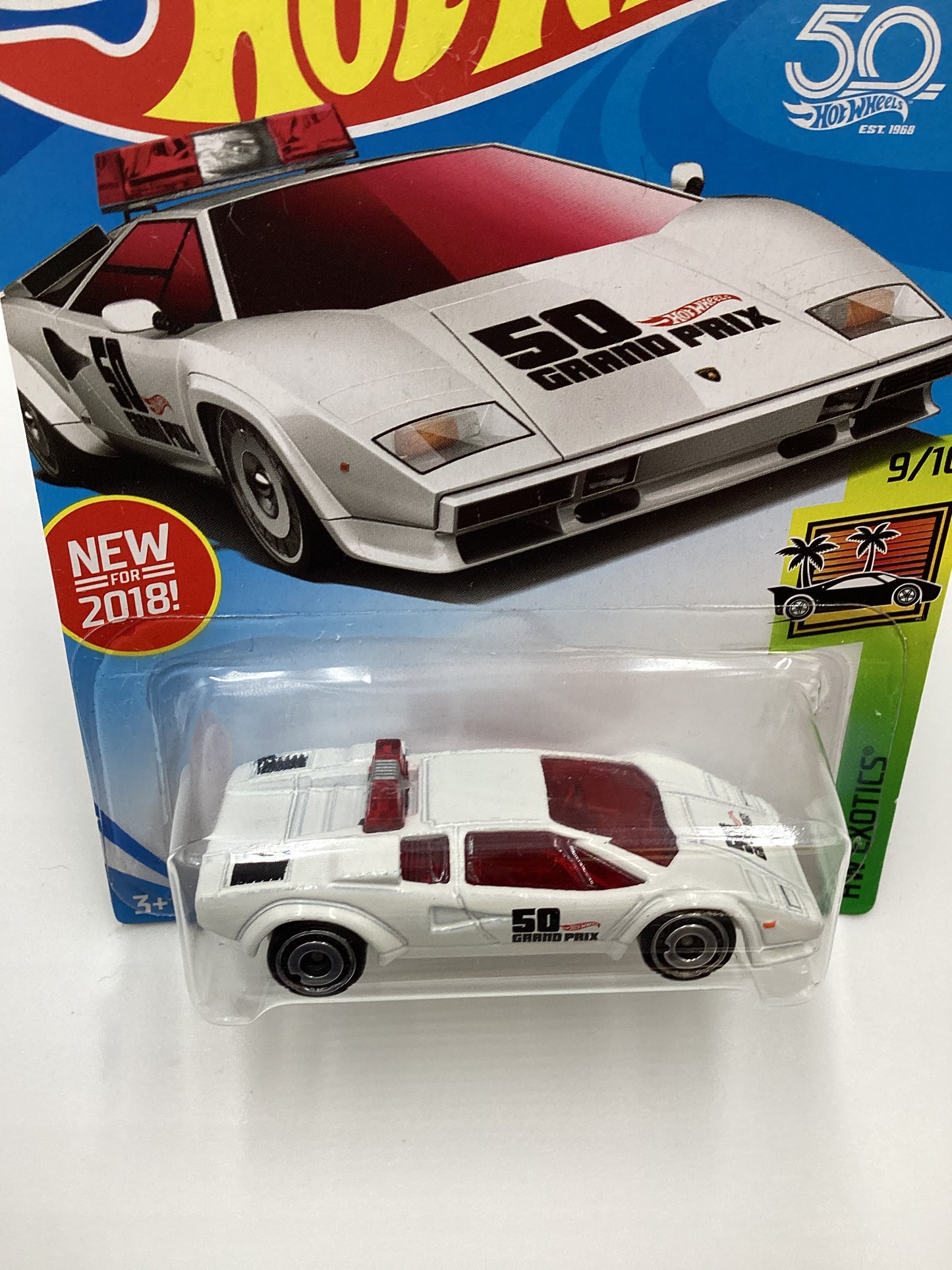 2018 Hot Wheels #316 Lamborghini Countach Pace Car White 102C