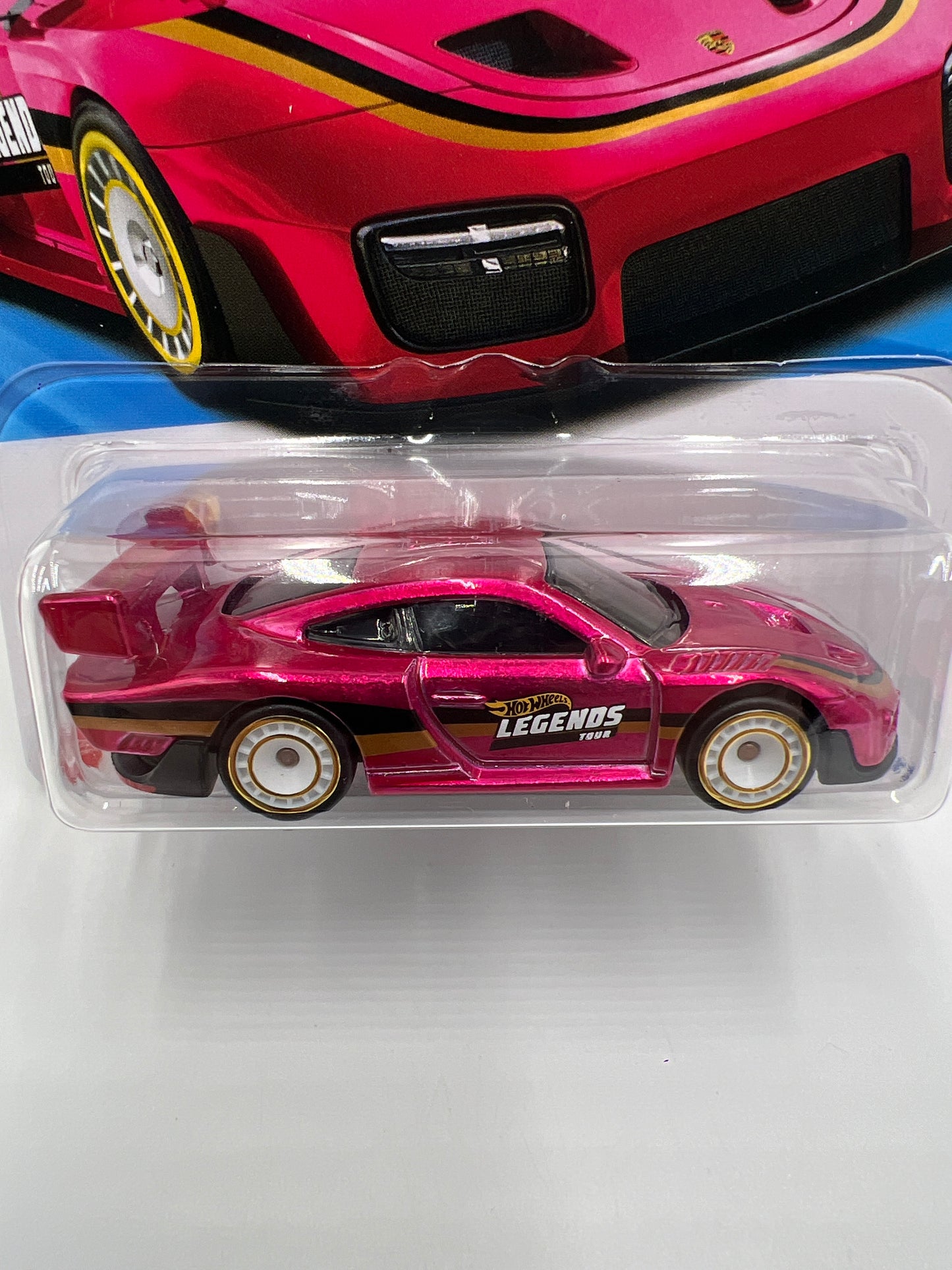 2025 Hot Wheels Legends Tour Porsche 935 Pink W/Protector