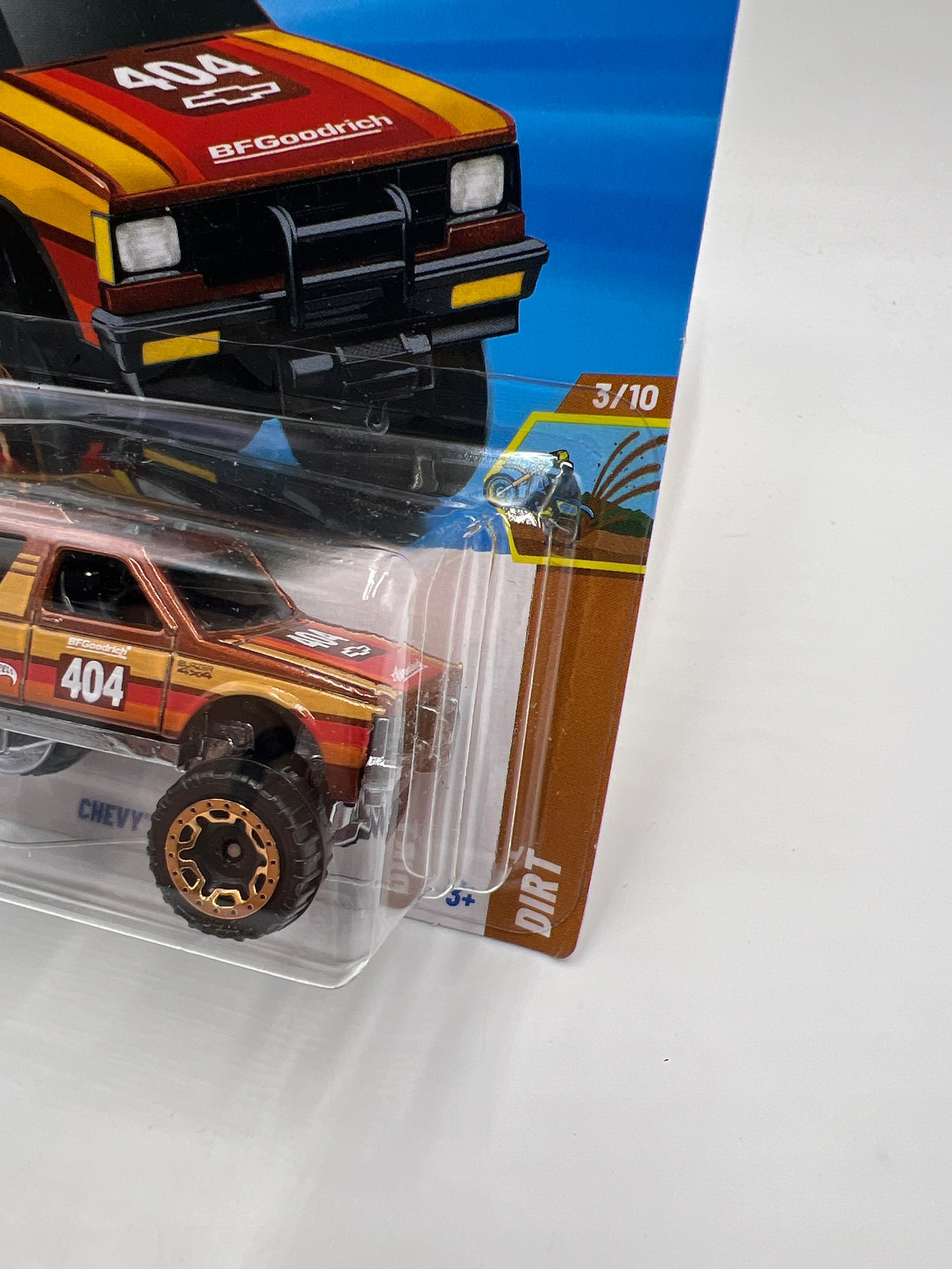 2025 Hot Wheels P Case Dirt #81 Chevy Blazer 4x4 Brown 15F