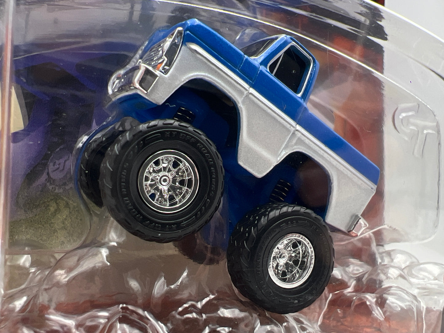 MGA Car Tuned Target Exclusive Lifted Series 1 #5 68 Ford F-100 Blue/White
