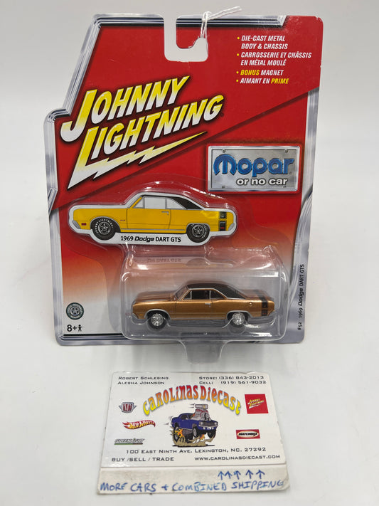 Johnny Lightning Mopar Or No Car 1969 Dodge Dart GTS Gold 218E