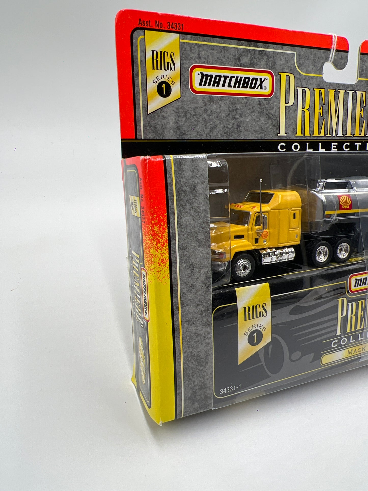 Matchbox Premiere Rigs Series 1 Mack CH600 Shell Tanker