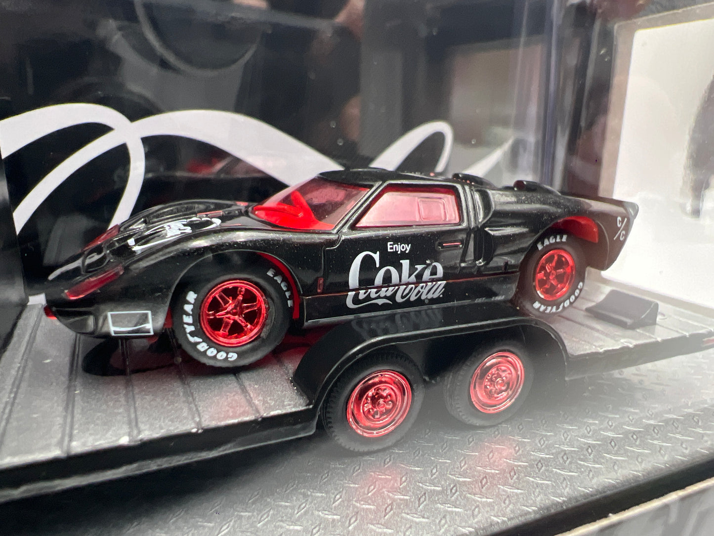 M2 Machines Haulers S05 CHASE Coca Cola 1987 Ford F-350 Truck & 1966 Ford GT40 MK II