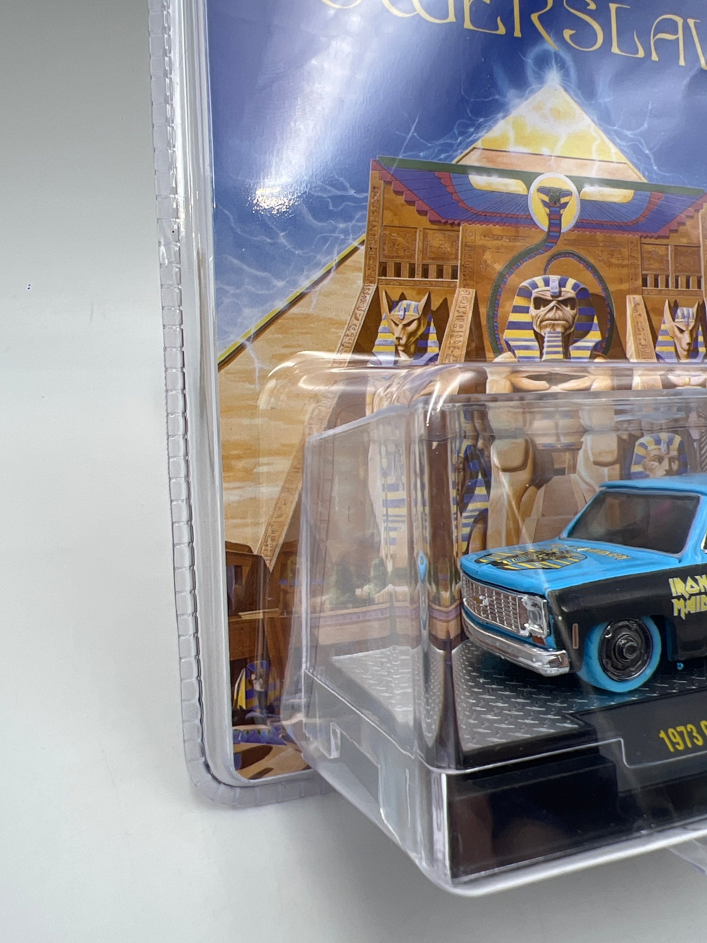 M2 Machines R03 Rock Legends Iron Maiden CHASE 1973 Chevrolet K5 Blazer