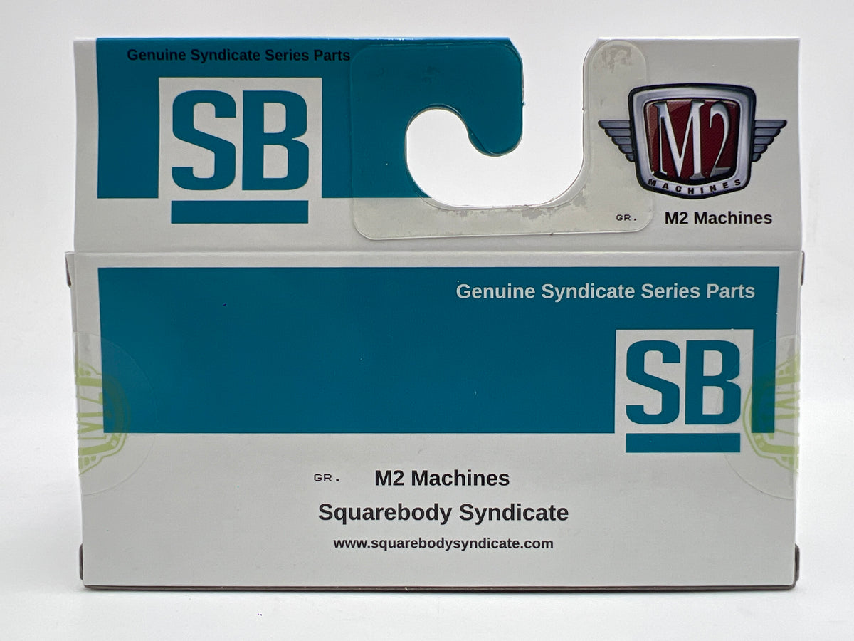 M2 Machines WMTS23 Squarebody Syndicate 1975 GMC Jimmy Sierra Light Blue
