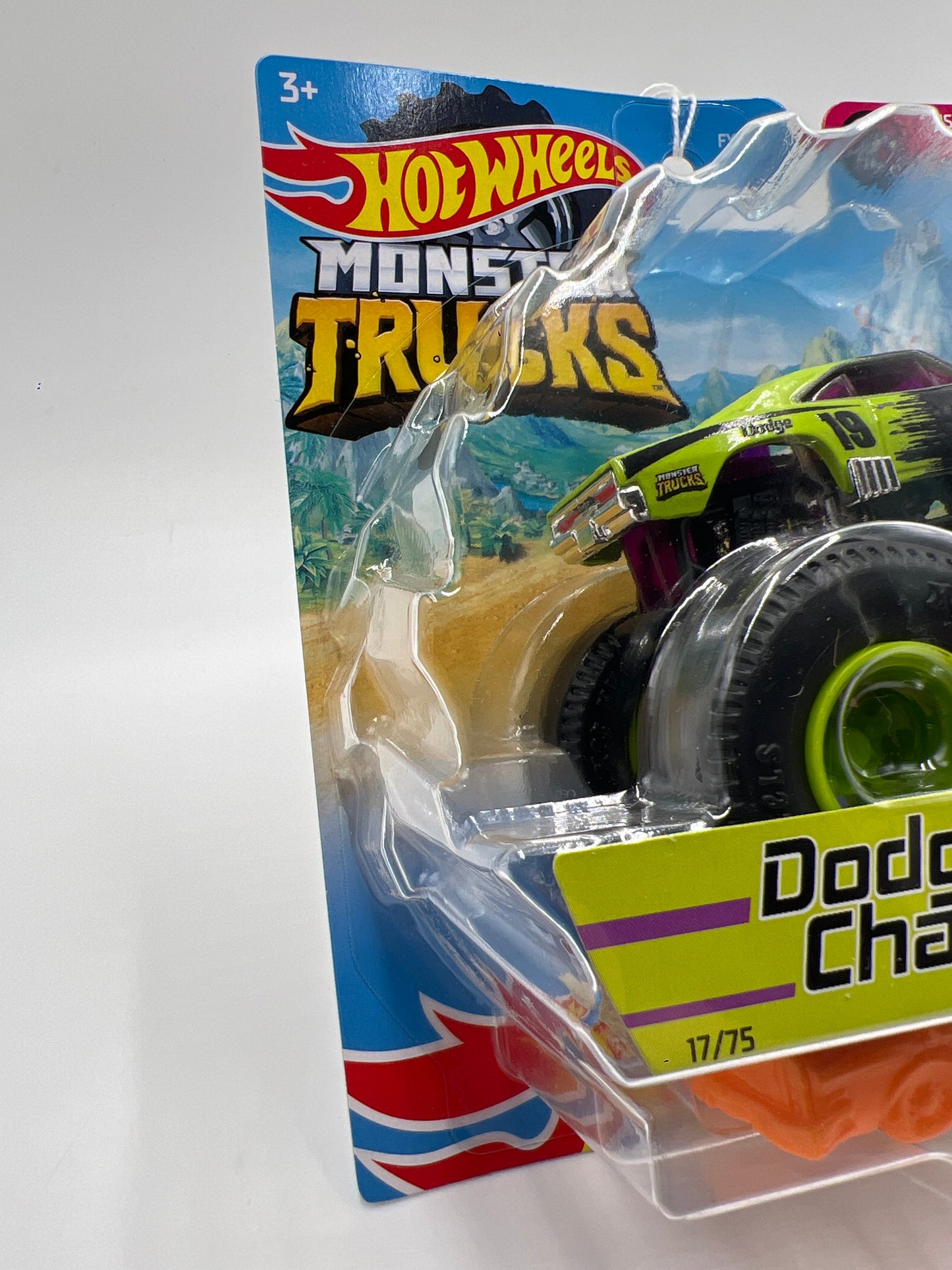 Hot Wheels Monster Trucks Twisted Tredz #17 Dodge Charger R/T 131D