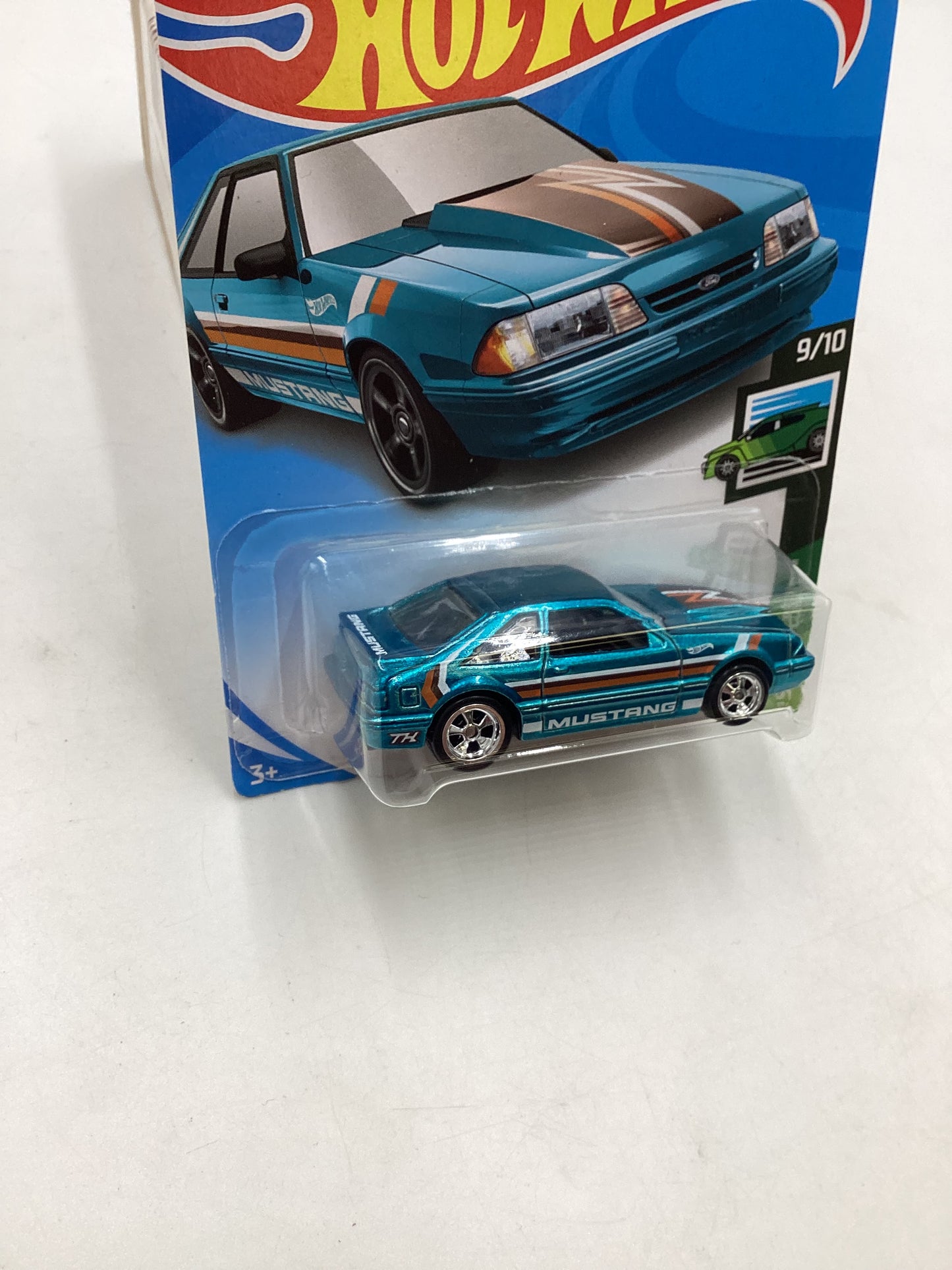 2019 Hot Wheels Super Treasure Hunt #152 92 Ford Mustang Blue W/Protector