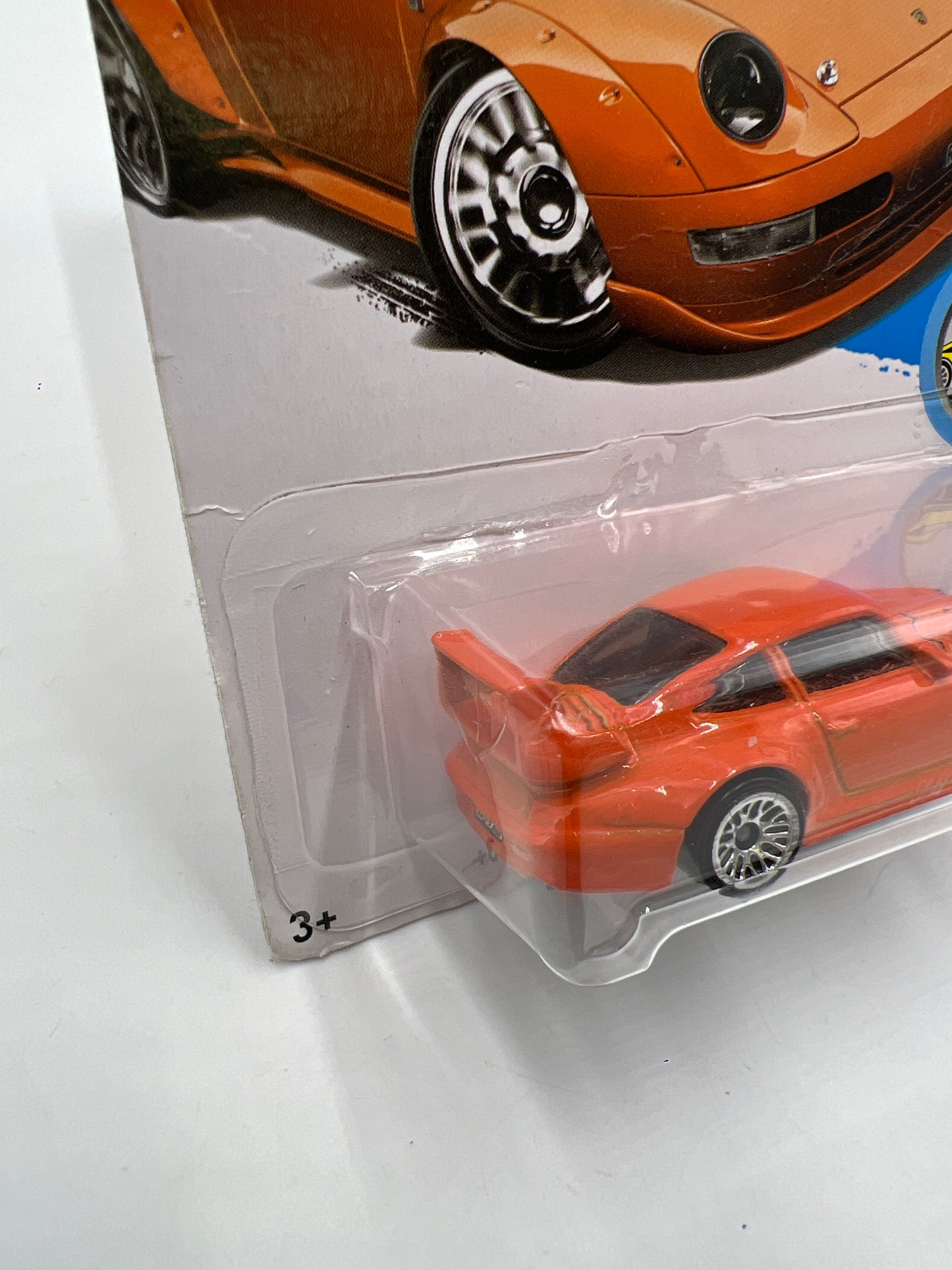 2016 Hot Wheels Factory Fresh #30 Porsche 993 GT2 Orange *Card Not Perfect*