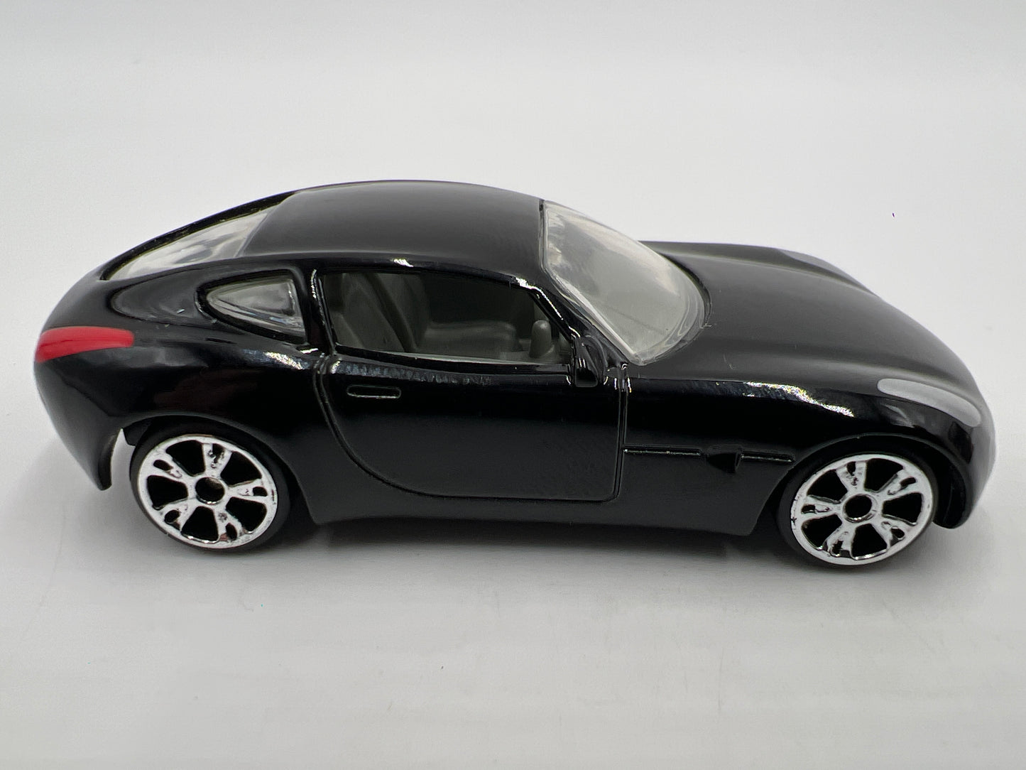 Matchbox 1/64 Superfast #42 Pontiac Solstice Black Loose