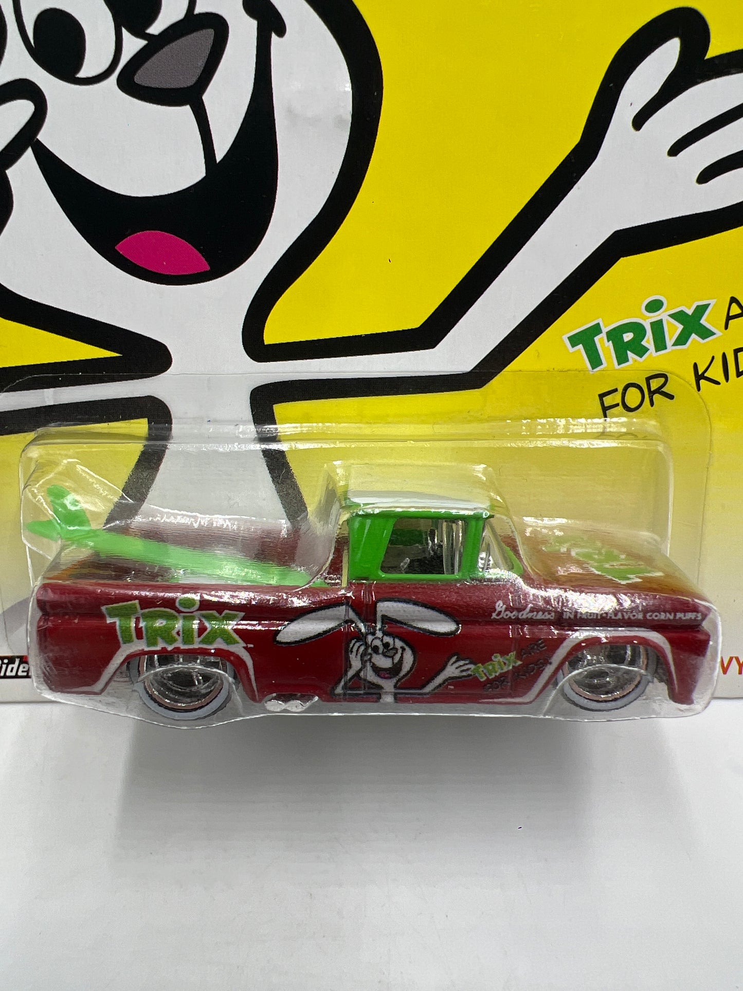 Hot Wheels Premium General Mills Trix Custom 62 Chevy Red W/Protector