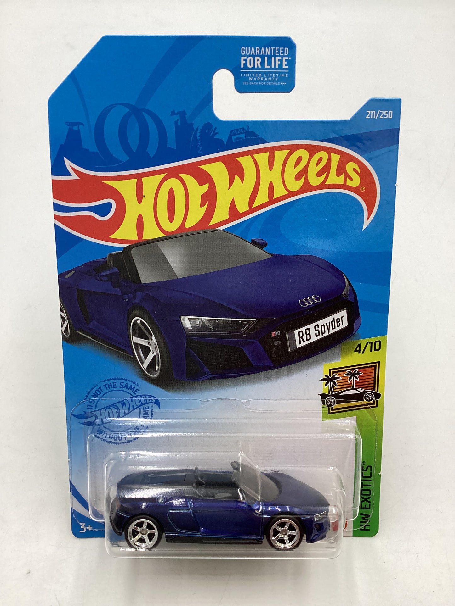 2019 Hot wheels #211 Super treasure hunt 2019 Audi R8 Spyder W/Protector