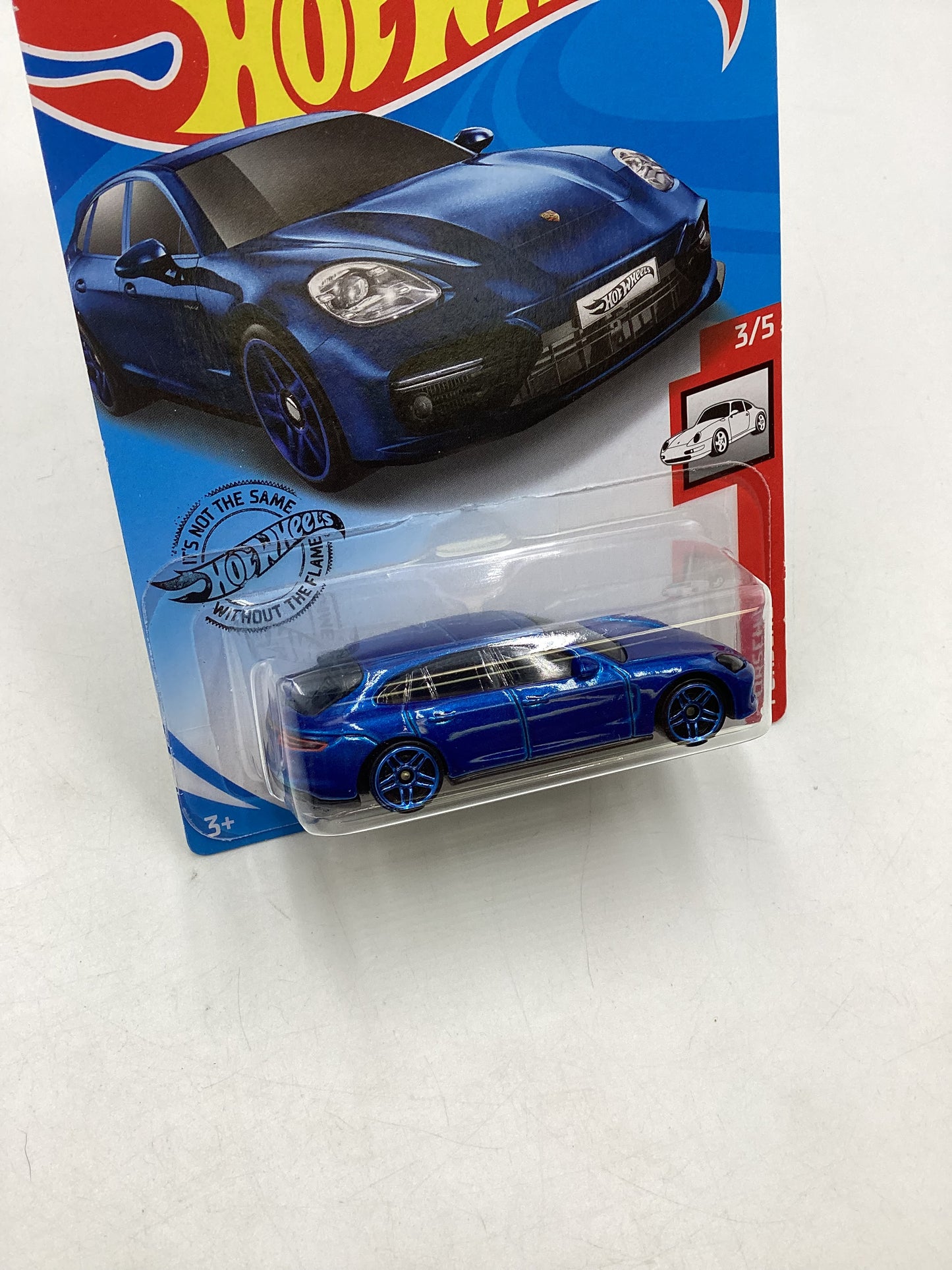 2020 Hot Wheels #44 Porsche Panamera Turbo S E-Hybrid Sport Turismo 101E