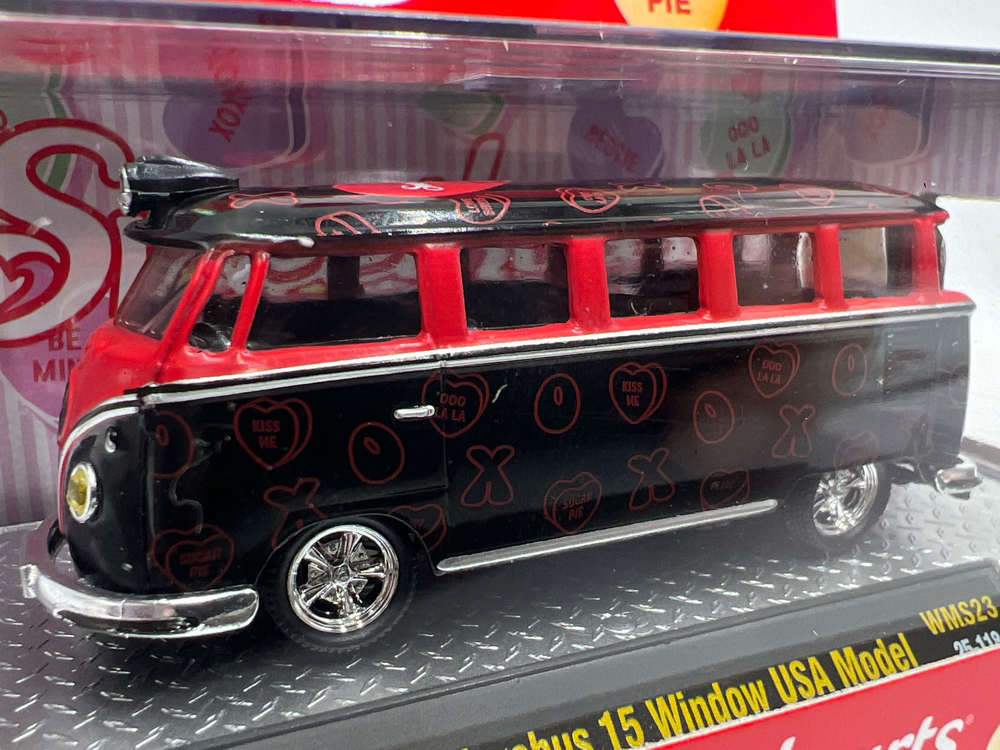 2026 M2 Machines Walmart Exclusive Sweethearts 1958 VW Microbus 15 Window USA Model Black WMTS23