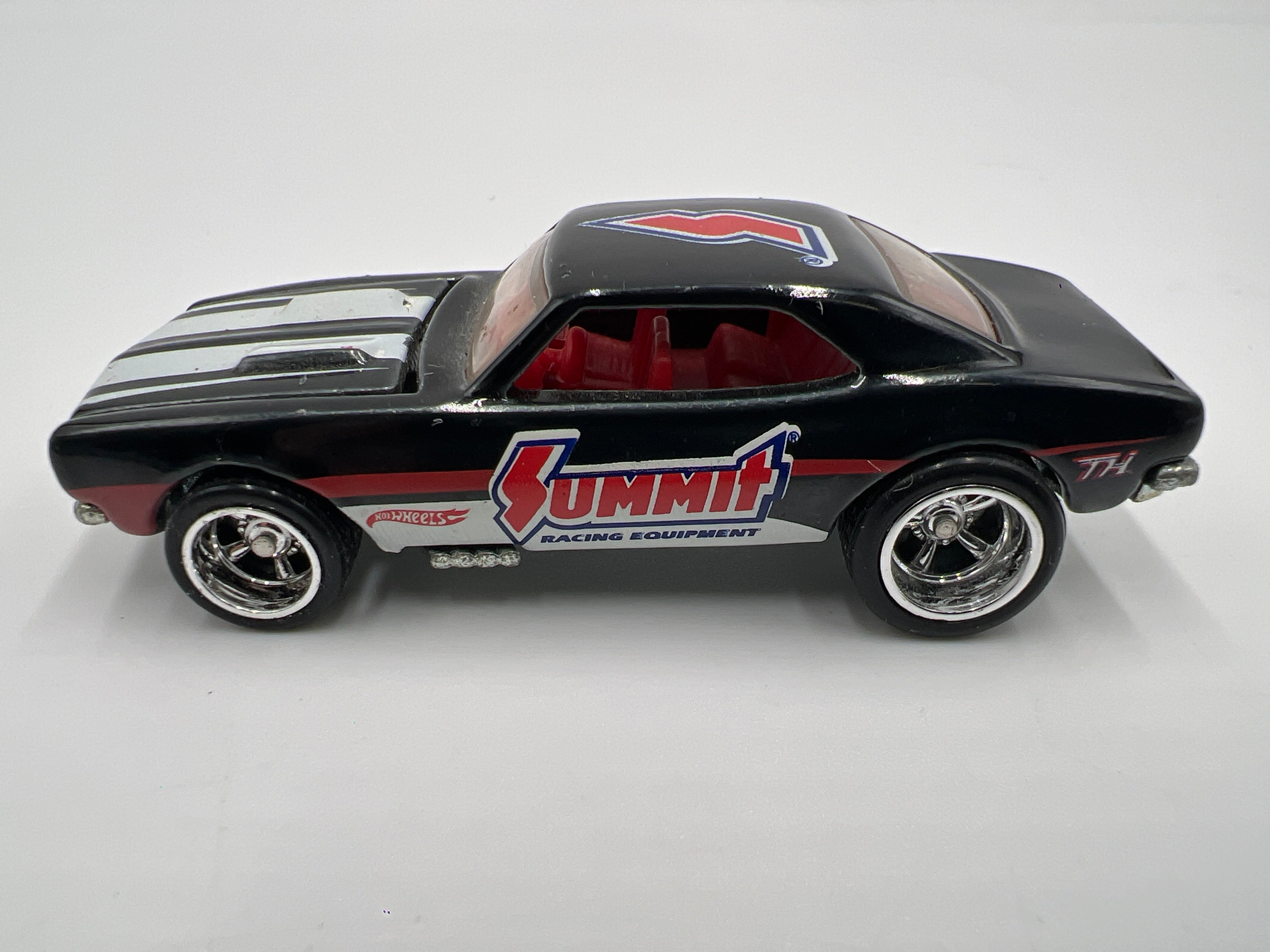 Hotwheels 2024 Super Treasure Hunt 67 Camaro (Summit Racing Equipment)