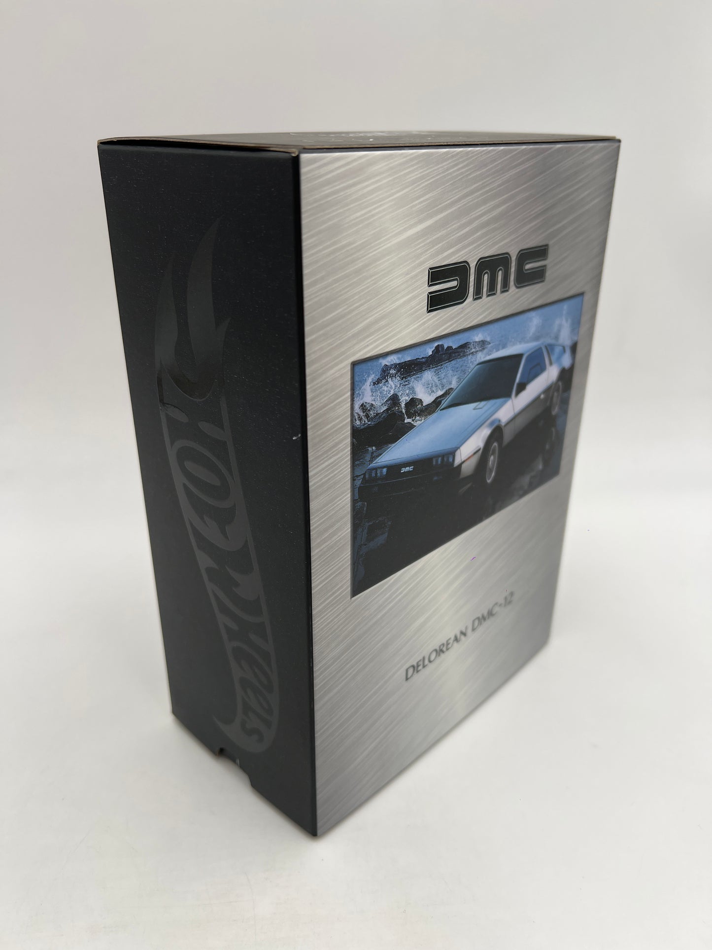 2023 Hot Wheels RLC Delorean DMC-12 Silver & Alpha5 Red Set