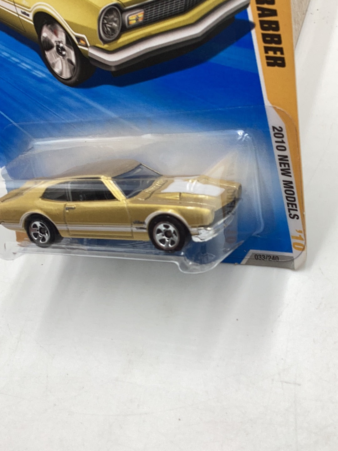 2010 Hot Wheels new models #33 71 Maverick Grabber gold 28E