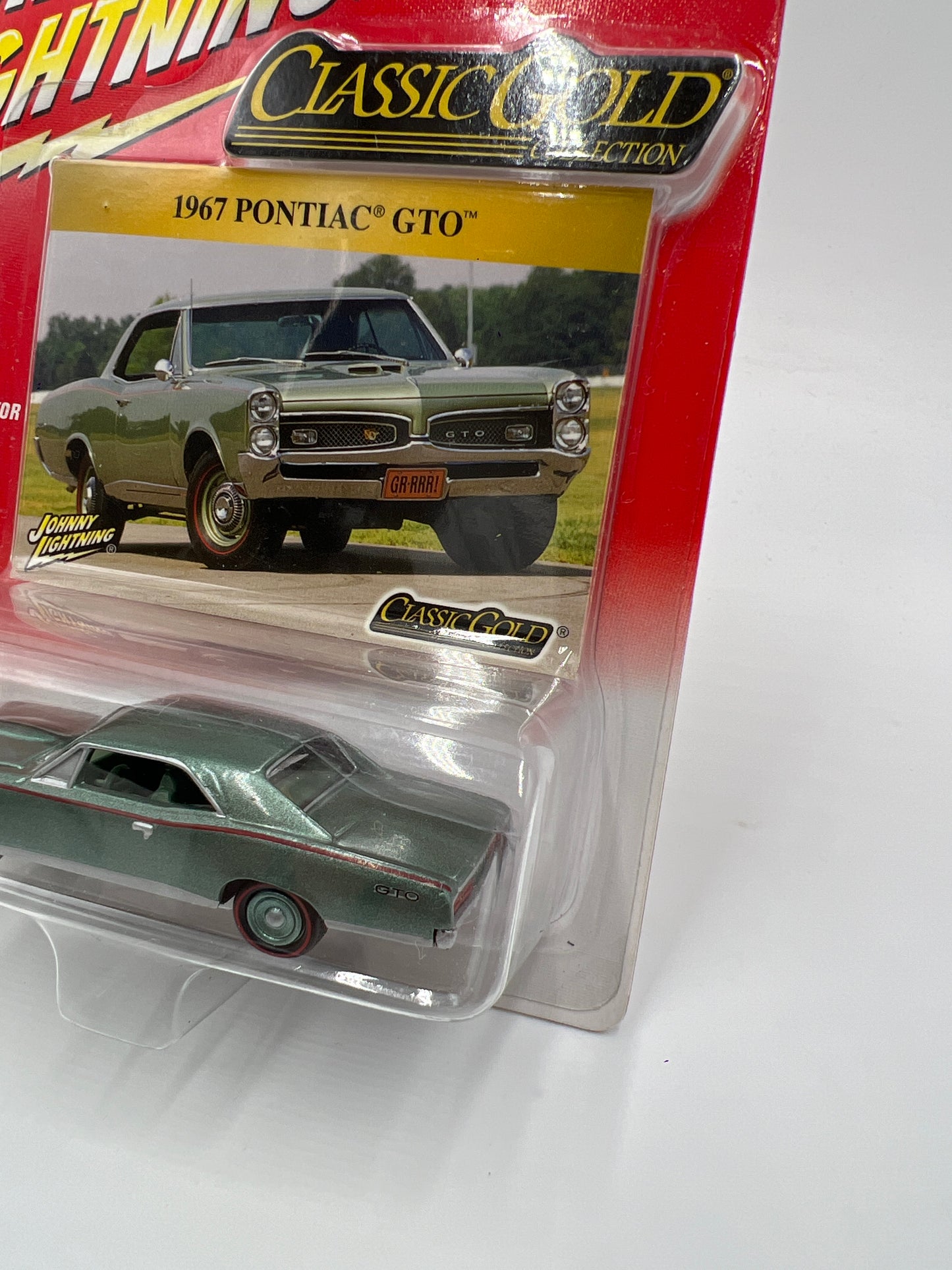 Johnny Lightning Classic Gold Collection 1967 Pontiac GTO Green
