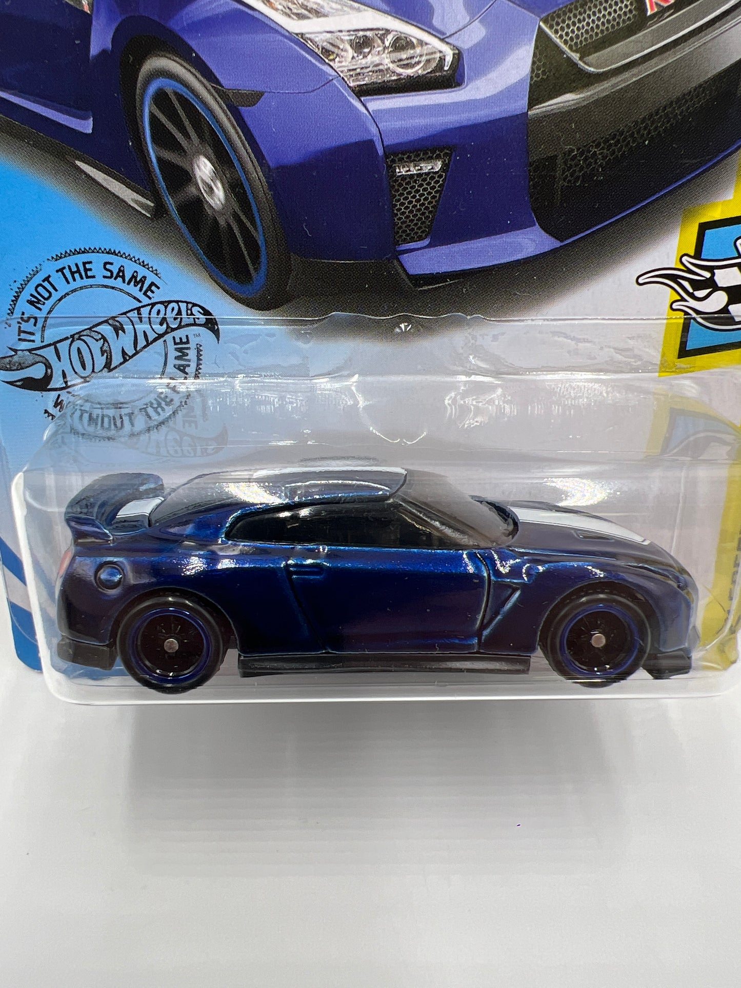2020 Hot Wheels Super Treasure Hunt #137 17 Nissan GT-R R35 Blue W/Protector See Description