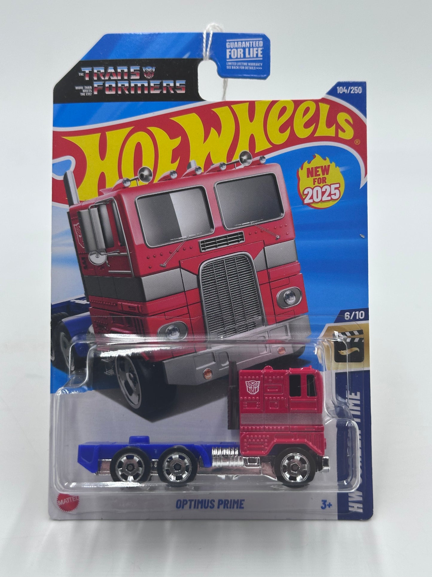 2025 Hot Wheels G Case #104 Optimus Prime 117B