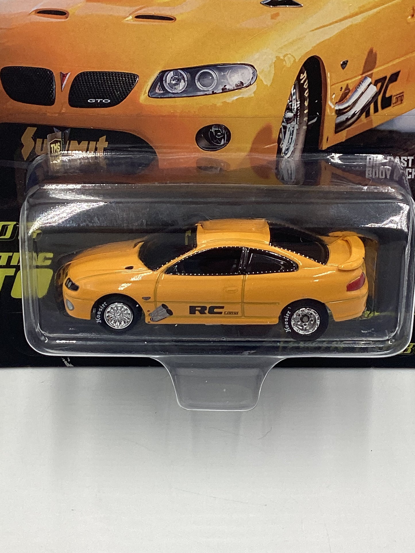 Johnny Lightning LRC Lutz Race 2000 Pontiac GTO Twin Turbo yellow