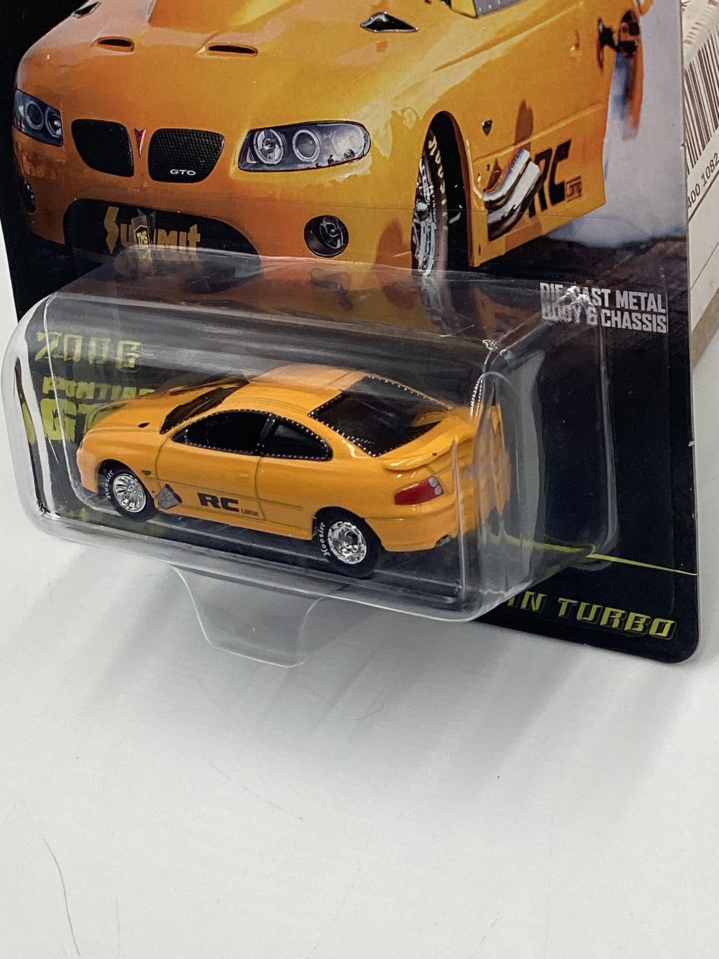 Johnny Lightning LRC Lutz Race 2000 Pontiac GTO Twin Turbo yellow