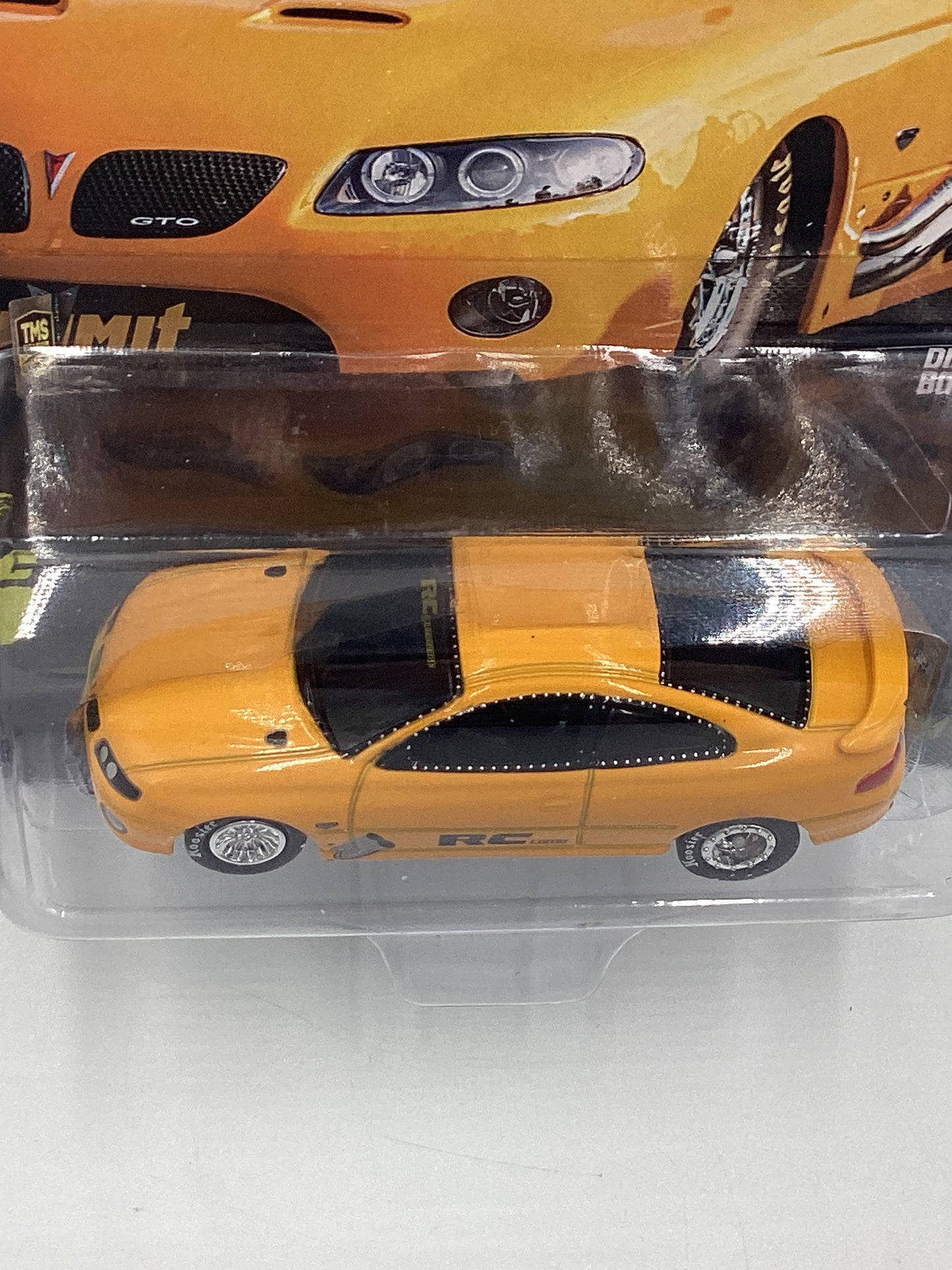 Johnny Lightning LRC Lutz Race 2000 Pontiac GTO Twin Turbo yellow