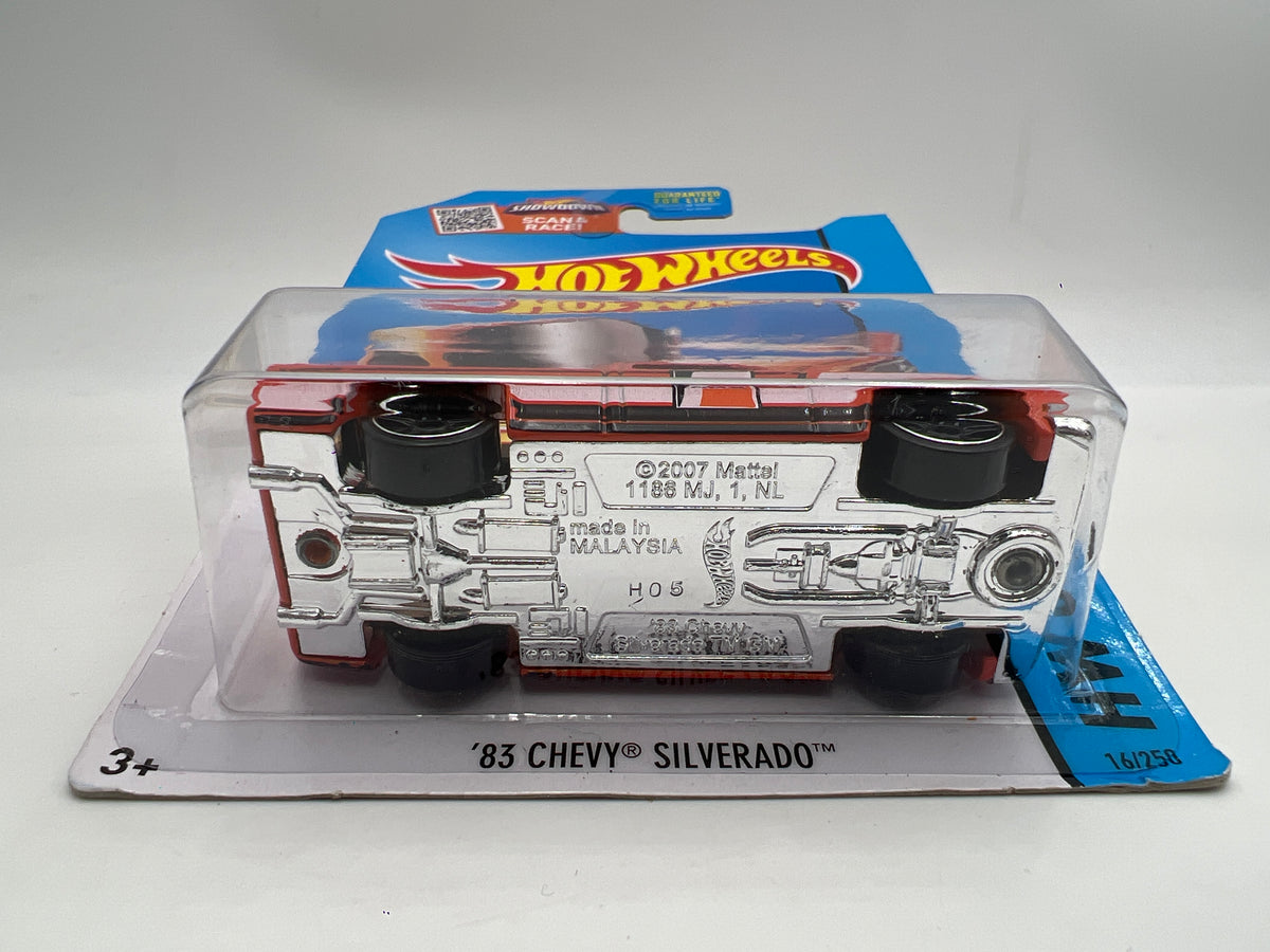 2015 Hot Wheels City #16 83 Chevy Silverado Fram Orange W/Protector
