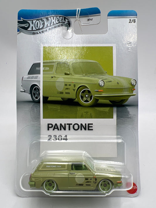 Hot Wheels Silver Series Pantone 2304 #2 69 Volkswagen Squareback Green 164F