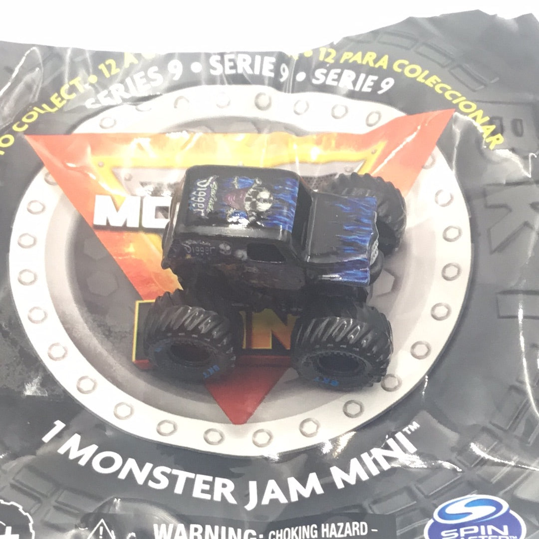 2023 Spin Master monster jam mini series 9 #662 Son uva digger CHASE VHTF