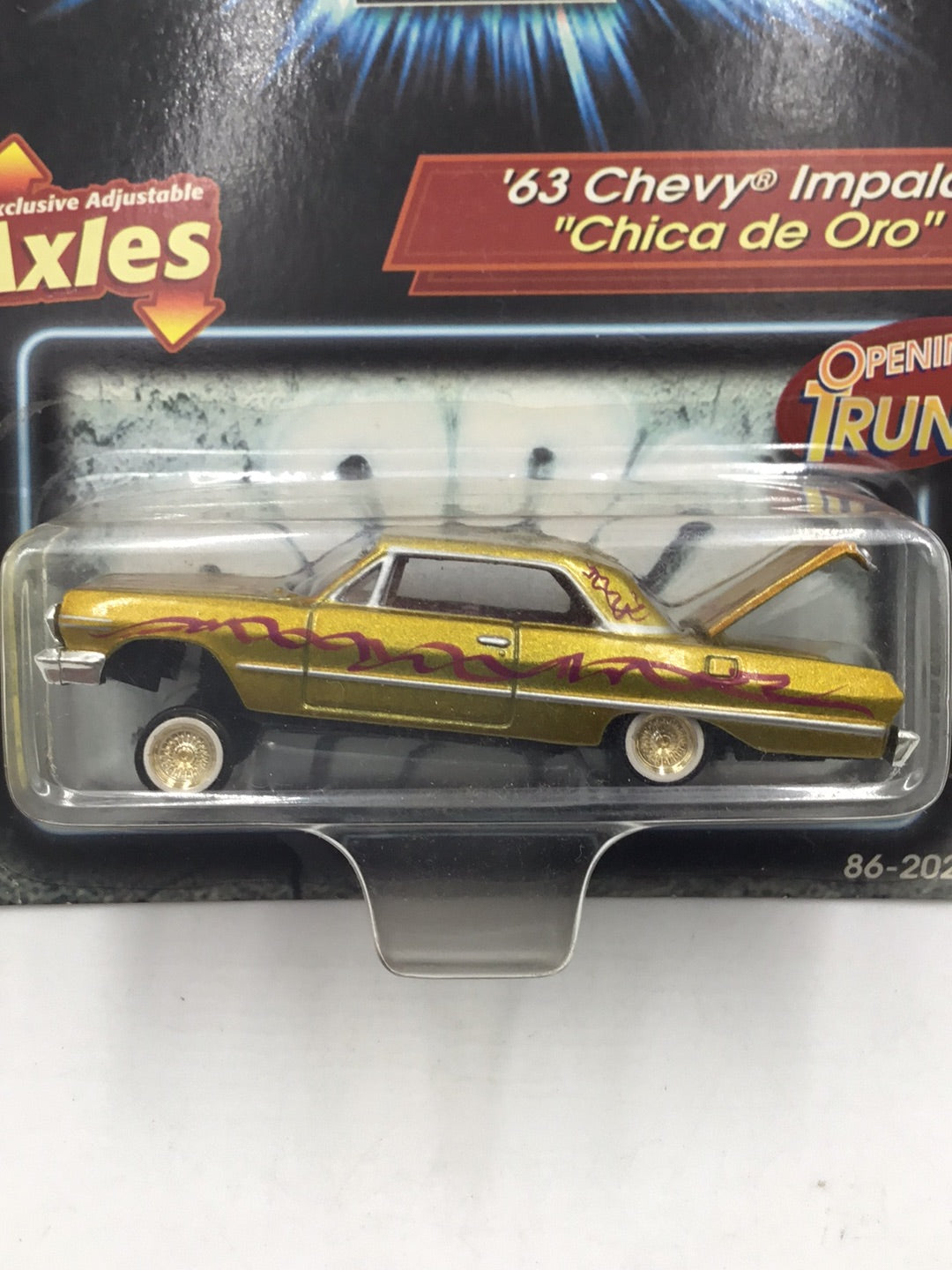 Revell Lowriders 1963 Chevy Impala Chica de Oro #2