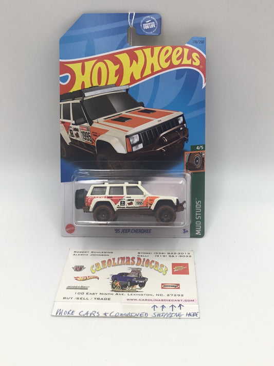 2023 hot wheels J case treasure hunt #176 95 Jeep Cherokee V4