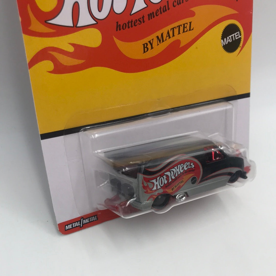 2022 Hot wheels Pop culture 1/5 1985 Chevy Asto Van G4