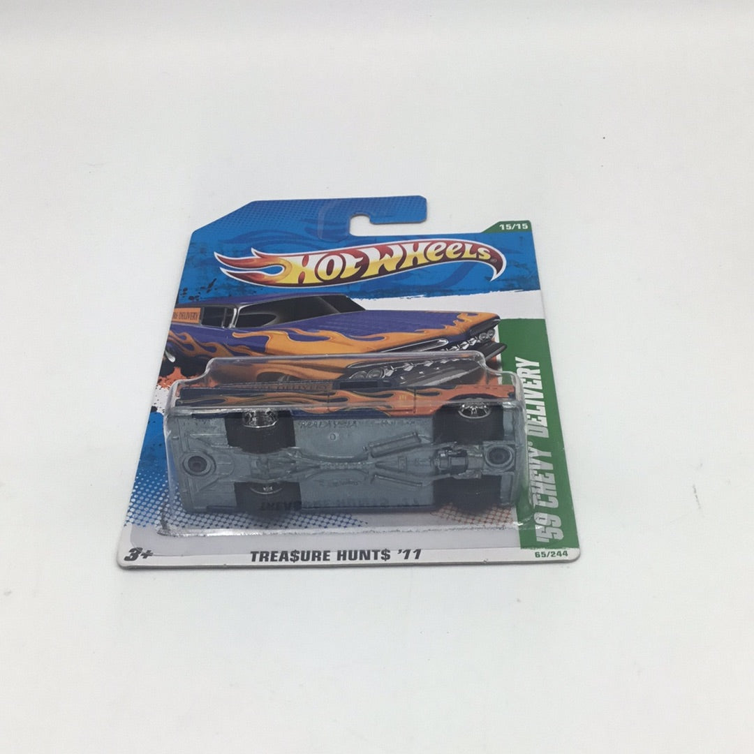 2011 hot wheels super treasure hunt #65 59 Chevy Delivery W/ Protector