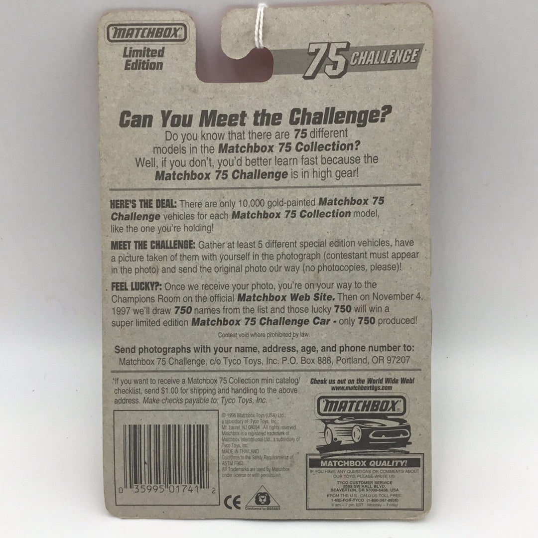 Matchbox 75 Challenge #38 Corvette Stingray III SR
